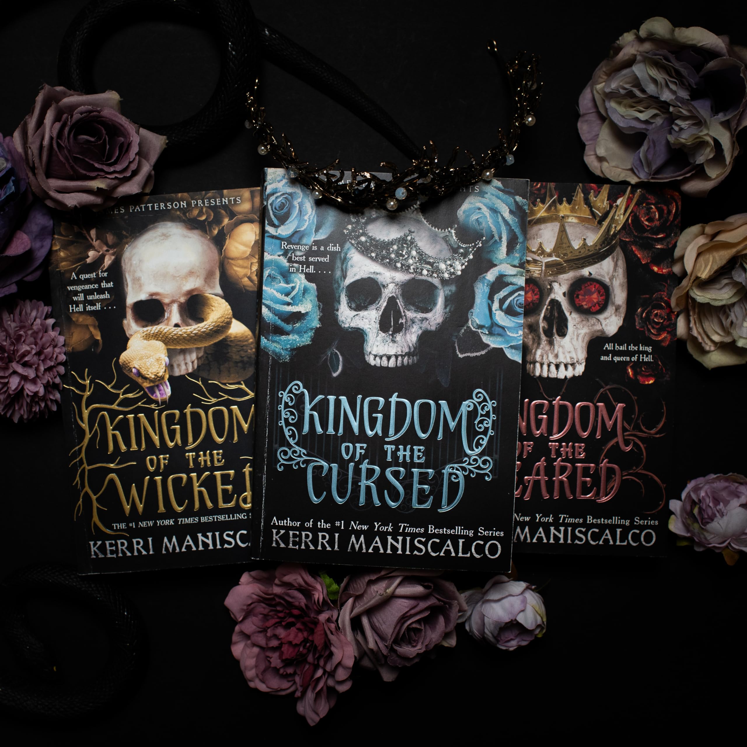 Kingdom of the Wicked (Book 1) - Dark Fantasy Novel by Kerri Maniscalco | Perfect for YA Readers & Fantasy Book Lovers - Great for Book Clubs, Gifts & Spooky Season Reading