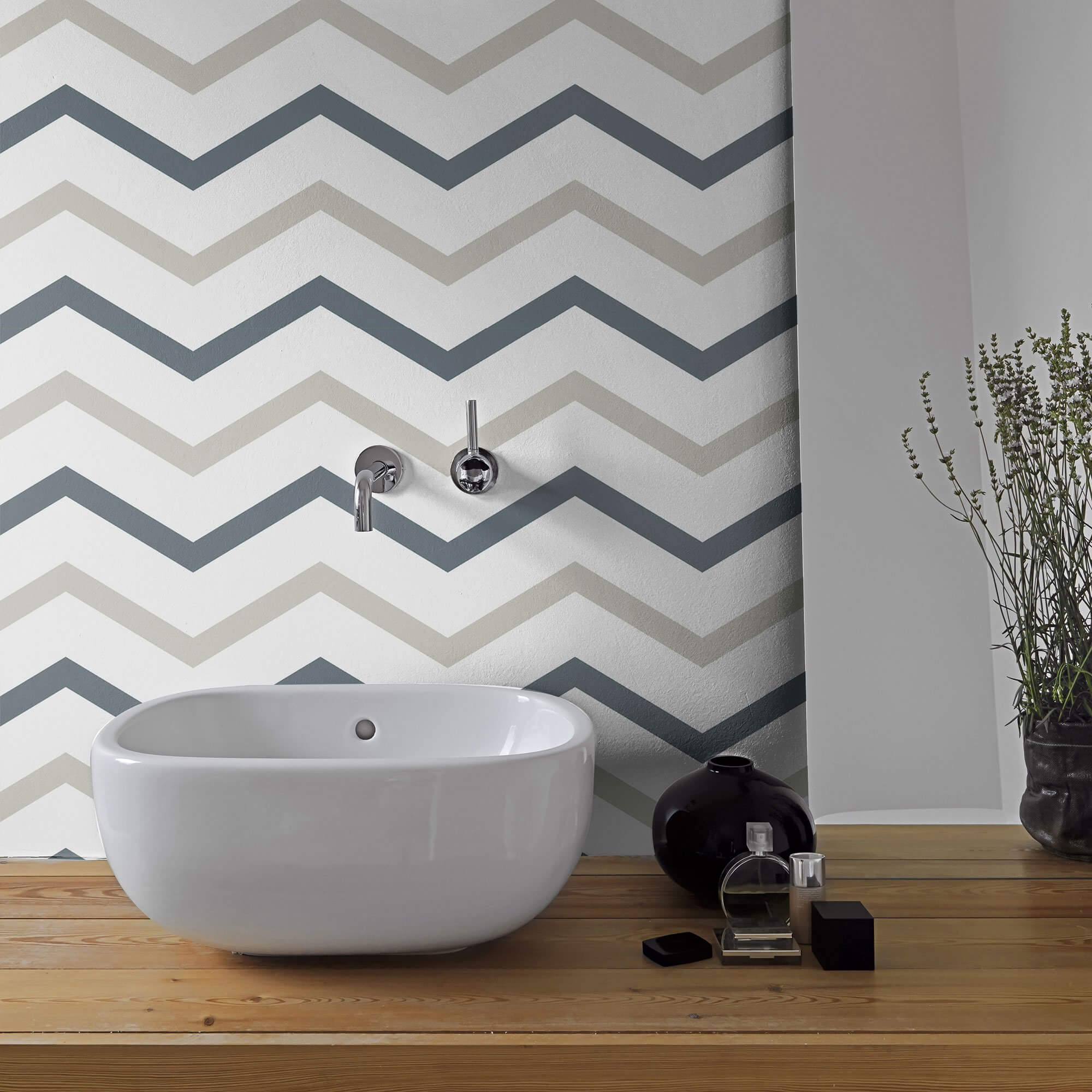 White & Champagne Chevron Peel and Stick Removable Wallpaper - Self-Adhesive Decorative Wall Covering for Bedroom, Living Room, Office & Home Decor