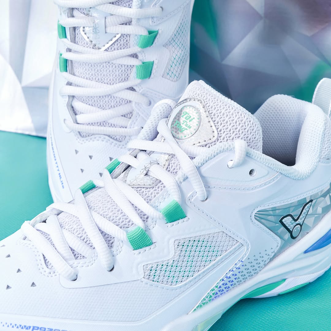 Victor P9200TTY NitroLite Badminton Shoes - White/Green | Lightweight Performance Court Shoes for Men & Women | Perfect for Indoor Badminton, Tennis & Squash Games