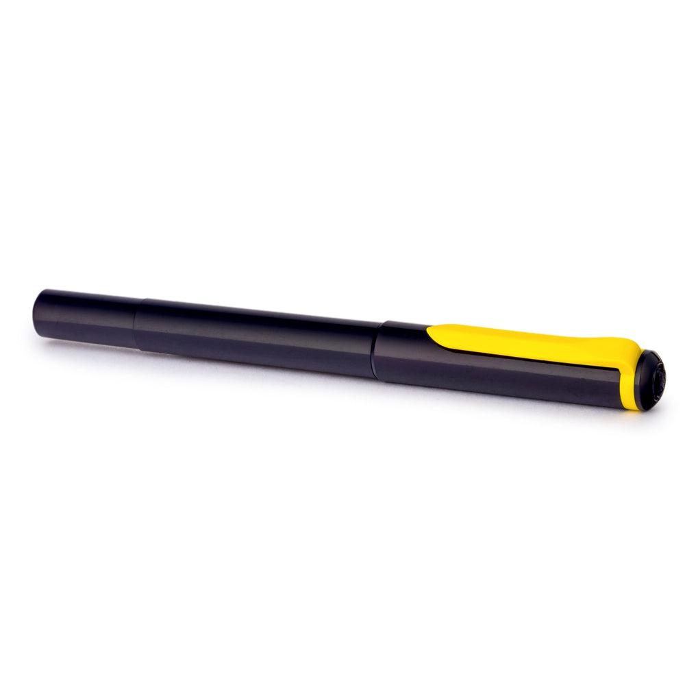 Vintage Pelikan P10 Fountain Pen - Classic Writing Instrument for Calligraphy, Collectors & Everyday Use