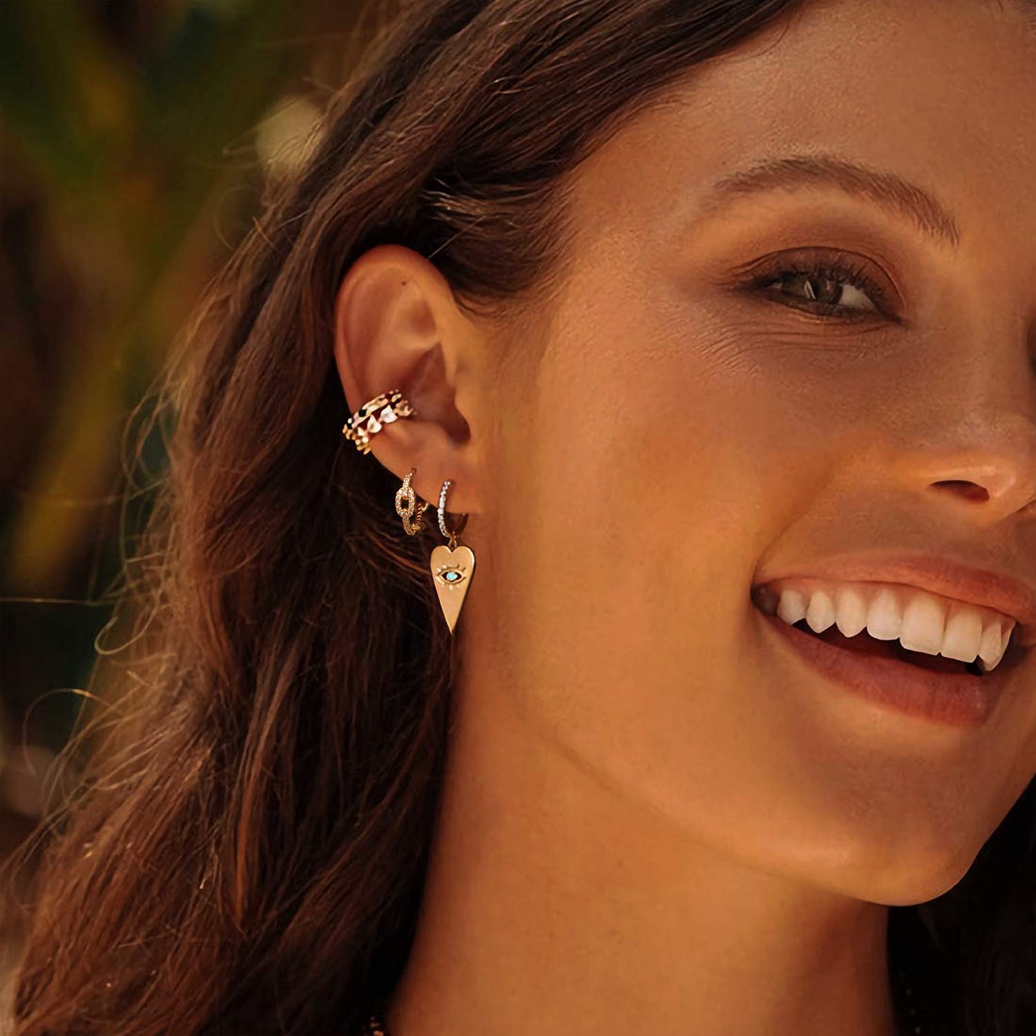 FETTERO Gold Huggie Hoop Earrings for Women - 14K Gold Plated Hypoallergenic Dainty Twist Link Hoops - Minimalist Everyday Jewelry Gift for Her (Perfect for Work, Date Night & Special Occasions)