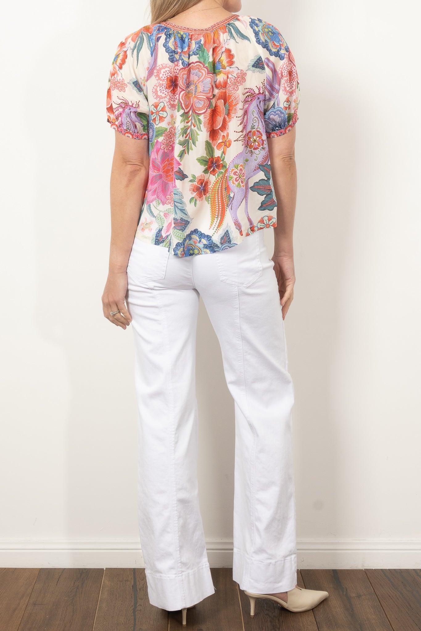 Johnny Was Avah Button Down Shirt Kallie - Stylish Women's Floral Print Blouse for Casual & Office Wear