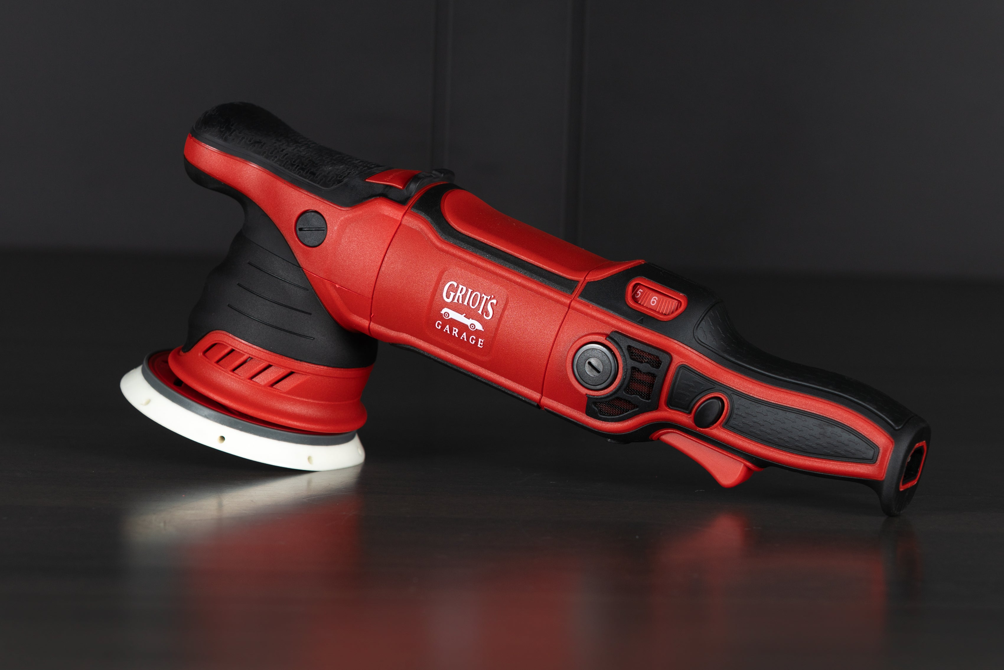 Griot's Garage G15 Long Throw Orbital Polisher - Professional Car Buffer for Paint Correction & Detailing - Perfect for Auto Enthusiasts & Detailing Shops