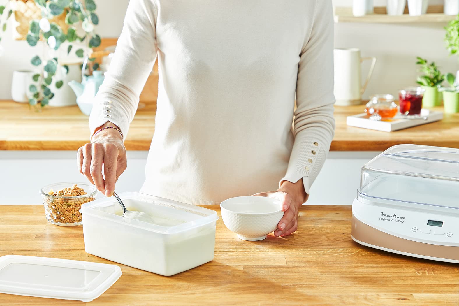 12-Cup 200ml Yogurt Maker with 21W Power - YG233A10 | Perfect for Homemade Yogurt, Probiotic Drinks & Healthy Snacks at Home