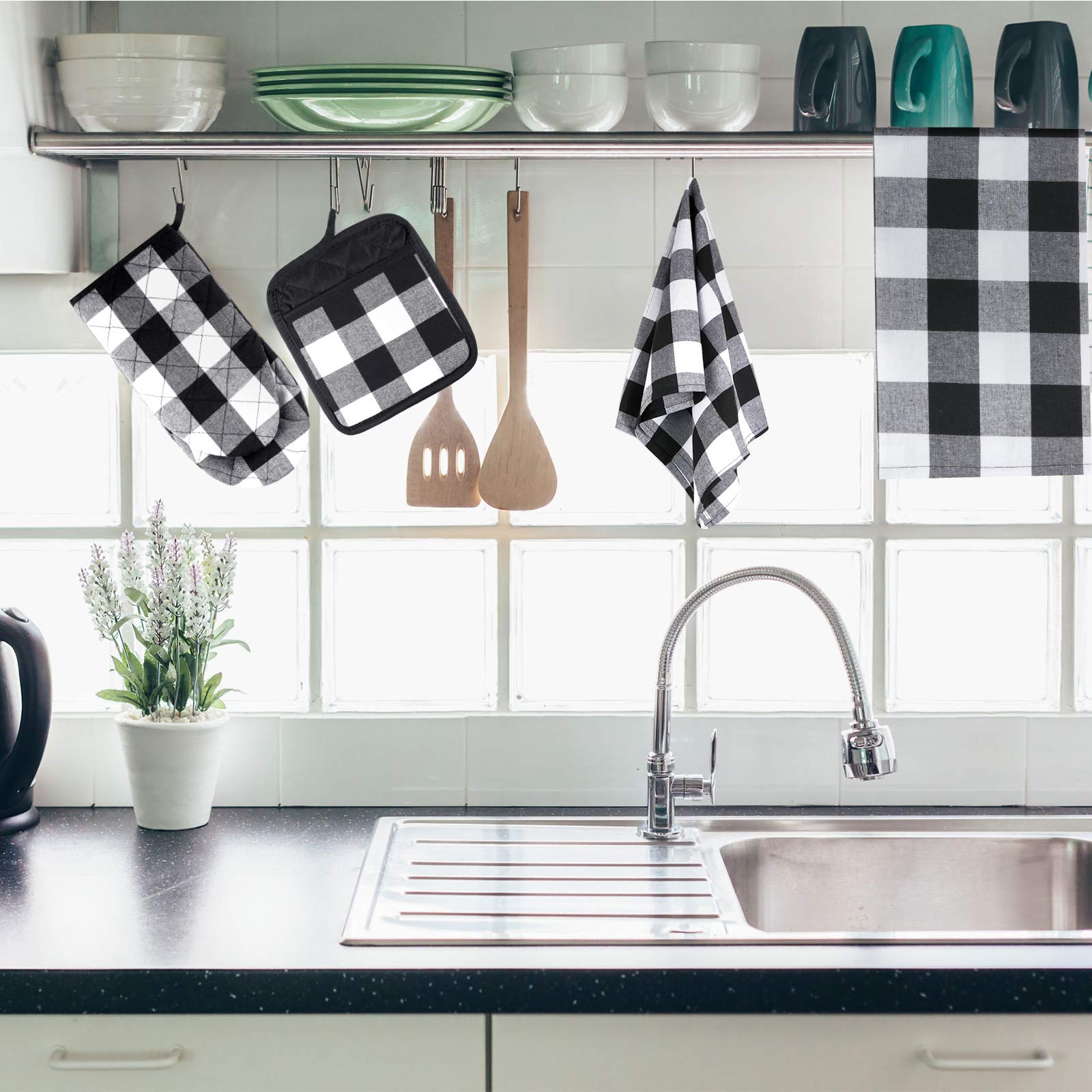 7-Piece Buffalo Check Kitchen Set - Cotton Plaid Dish Towels, Non-Slip Heat Resistant Oven Mitts & Pot Holders for Cooking, Baking, Grilling (Black & White) - Perfect for Holiday Decor & Rustic Farmhouse Kitchens