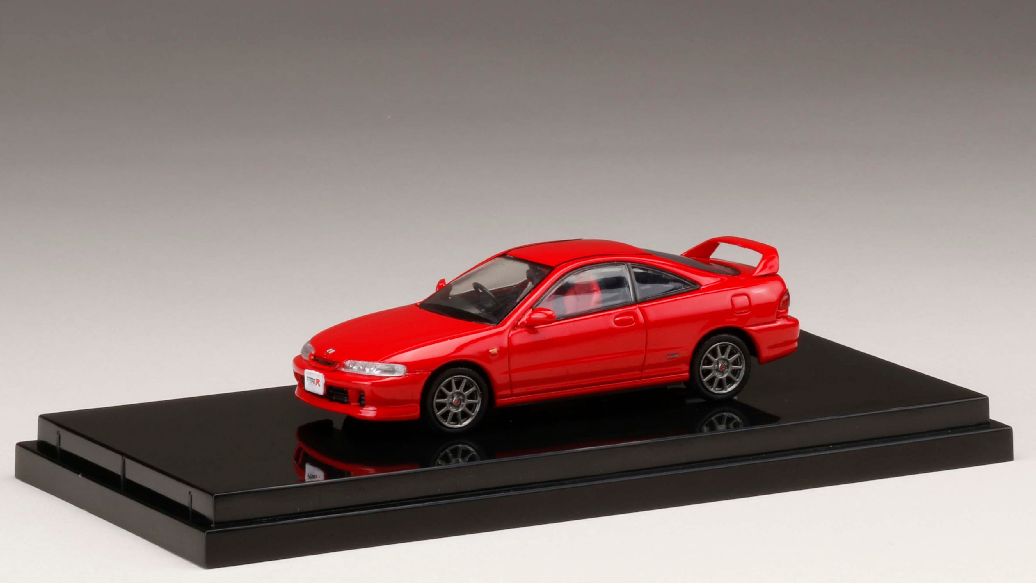 1:64 Scale Honda Integra Type R (DC2) Diecast Model Car - Milano Red - Collectible Japanese Import - Perfect for Display, Racing Enthusiasts & Car Model Collections