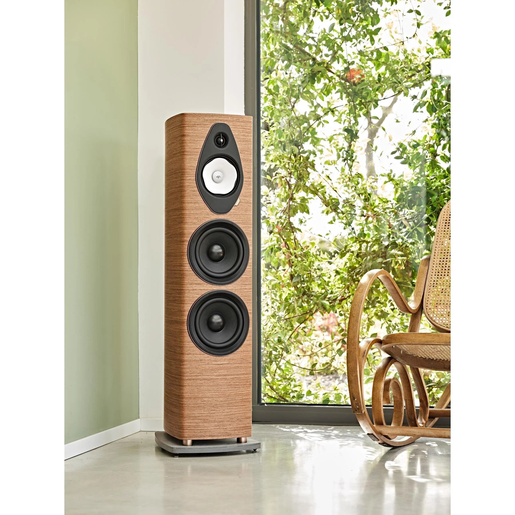 Sonus Faber Sonetto VIII G2 Floorstanding Speakers Pair - High-End Audiophile Home Theater & Music Listening System for Living Rooms & Media Rooms