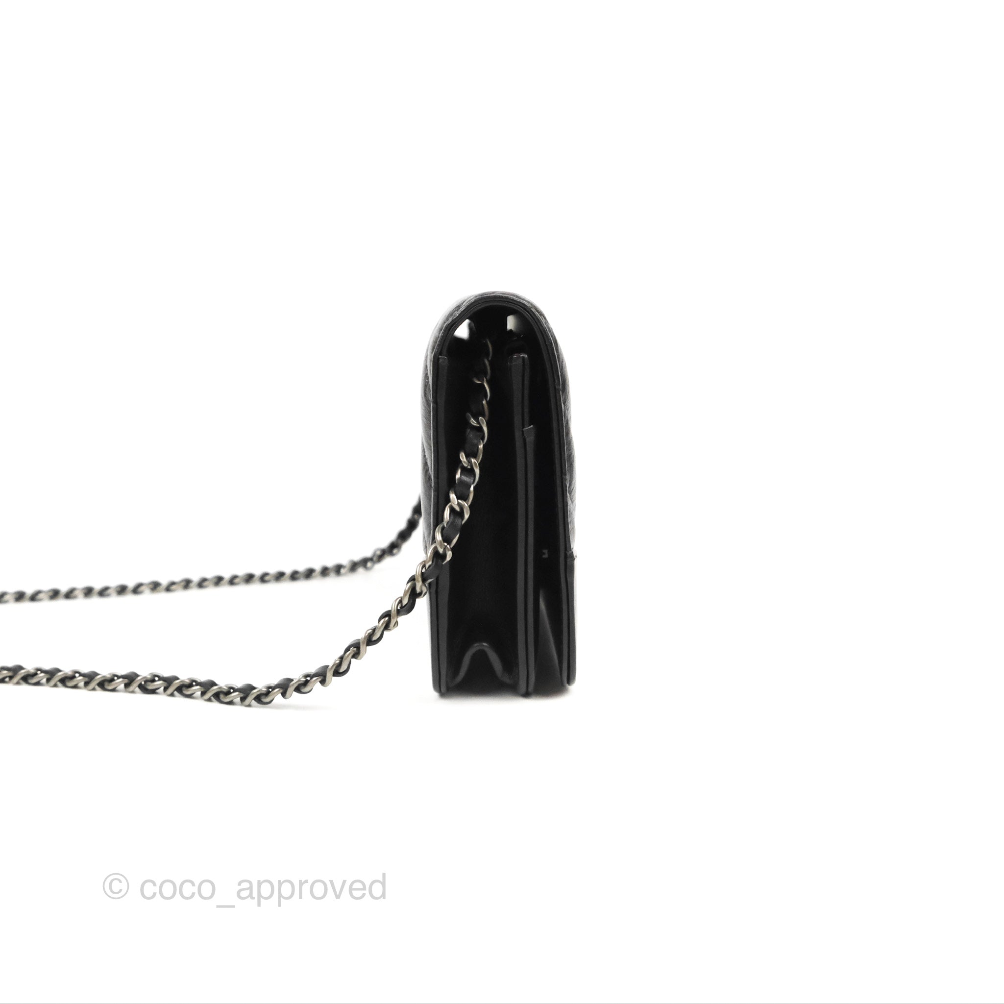 Chanel Chevron Wallet on Chain WOC Black Calfskin Gold Hardware - Luxury Crossbody Bag for Women, Perfect for Evening Events & Daily Use