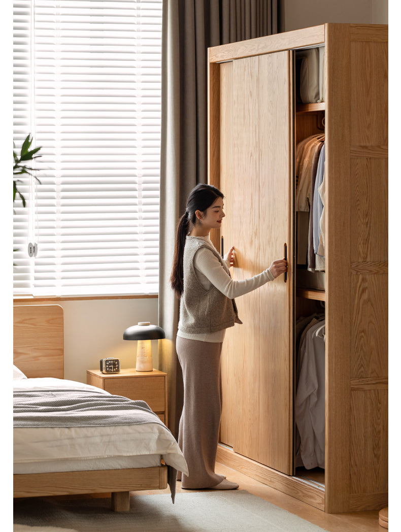 Stylish Oak & Ash Solid Wood Modern Wardrobe - Spacious Closet Organizer for Bedroom, Walk-in Closet & Guest Room Storage