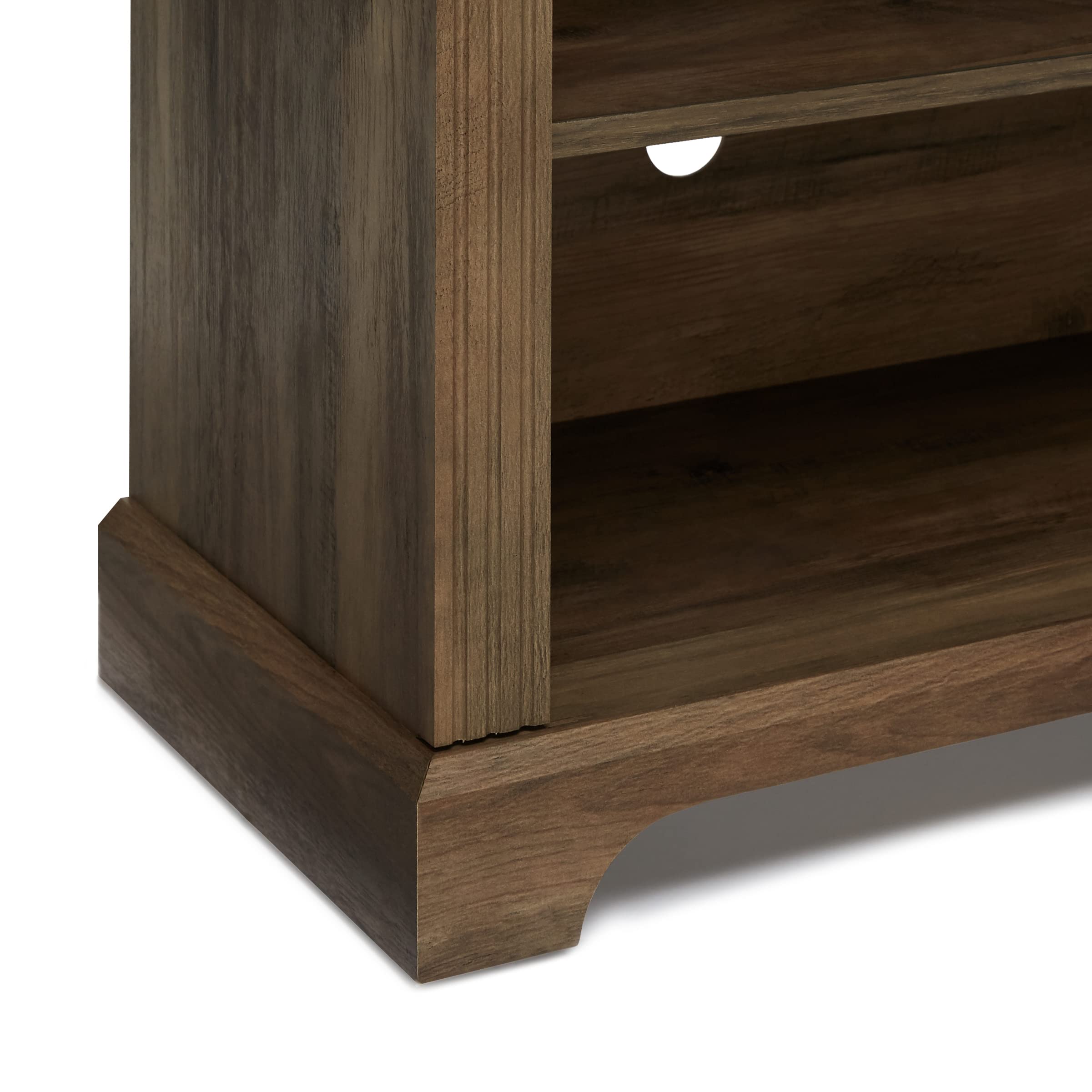 Rockpoint 70 Inch Modern TV Stand with Storage - Rustic Oak Media Console Entertainment Center for TVs up to 80 Inches - Perfect for Living Room, Home Theater & Entertainment Spaces