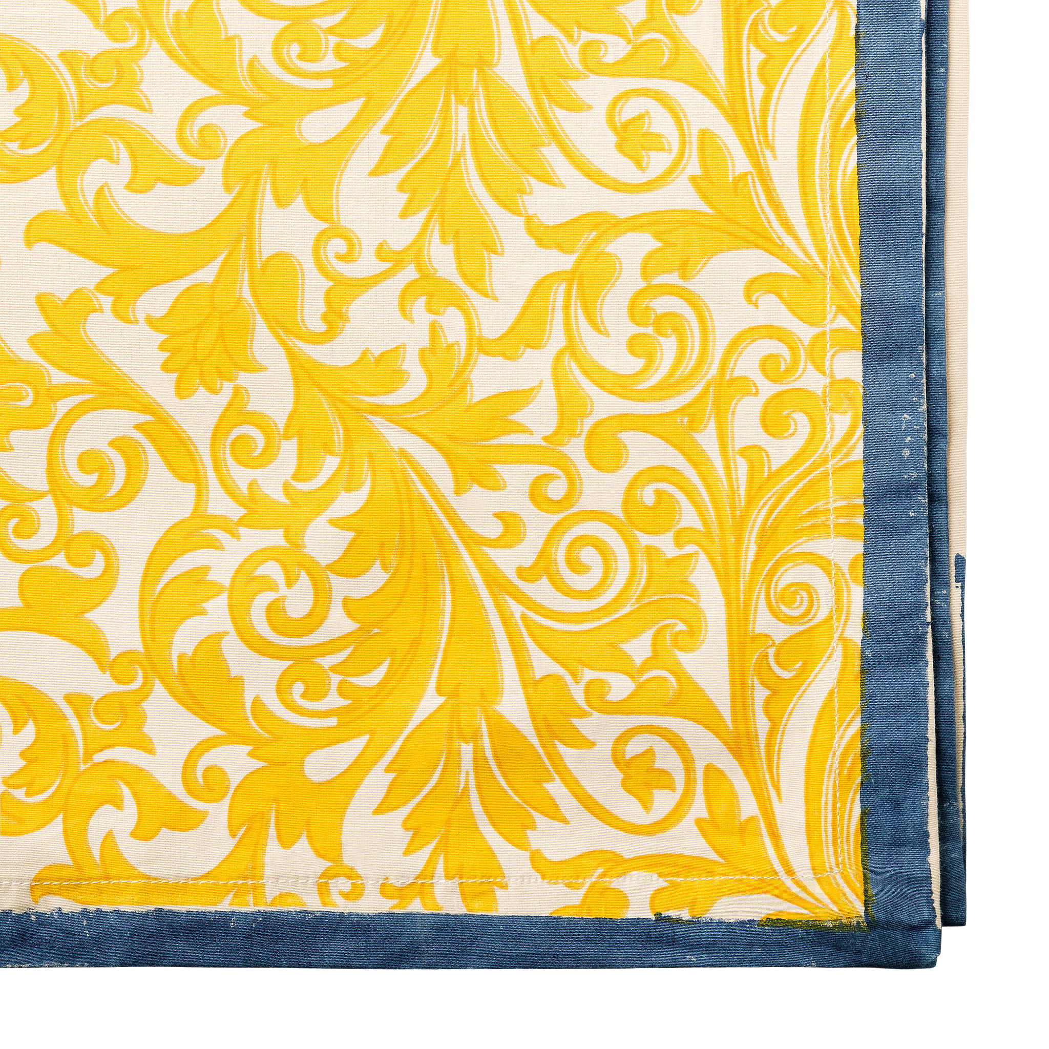 Elegant Yellow Damask Print Tablecloth - Premium Dining Table Cover for Weddings, Parties & Home Decor