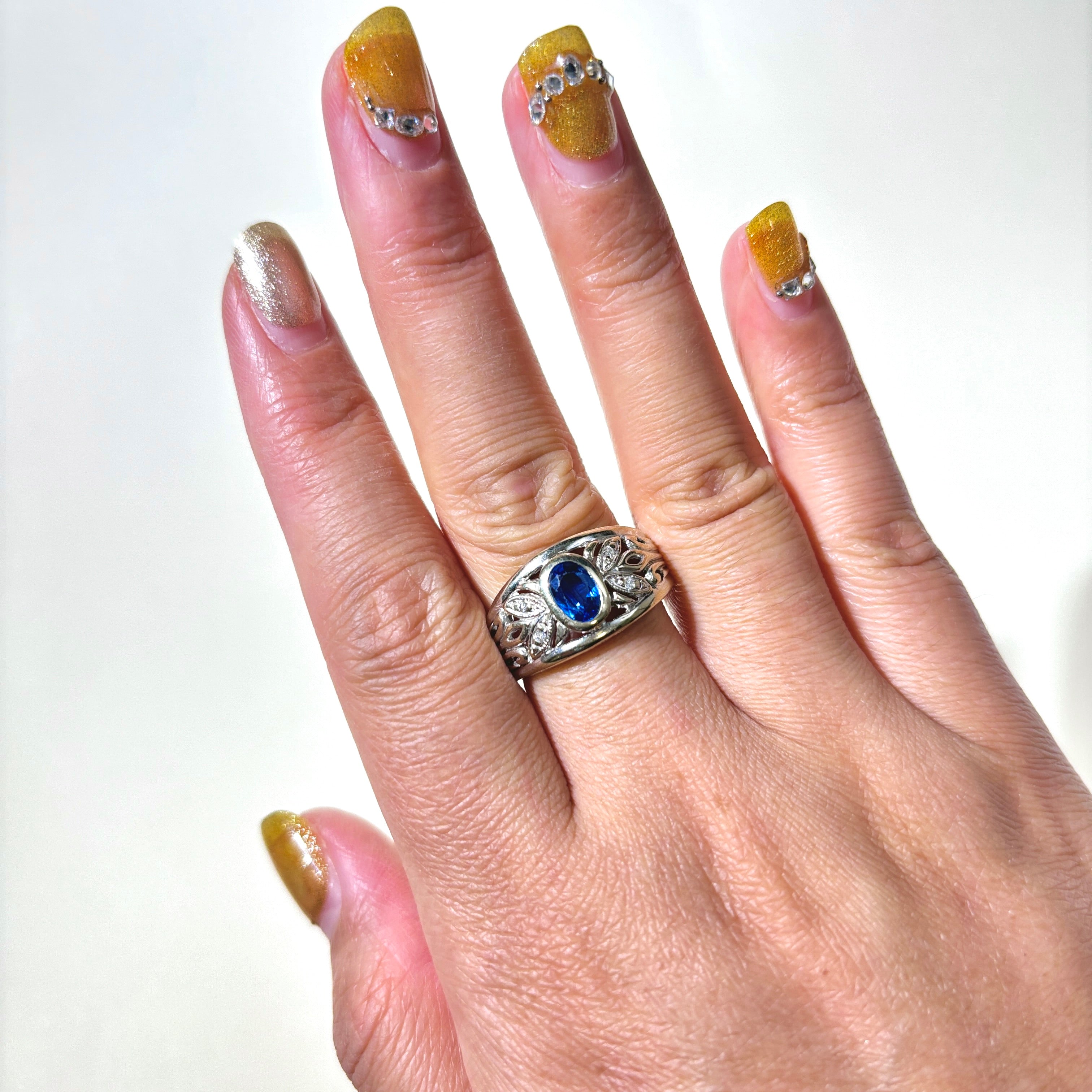 18K Gold Bezel Set Oval Cut Sapphire & Diamond Ring - 0.87ct Sapphire & 0.02ctw Diamonds - Size 8 | Elegant Engagement, Wedding, Anniversary Gift for Women