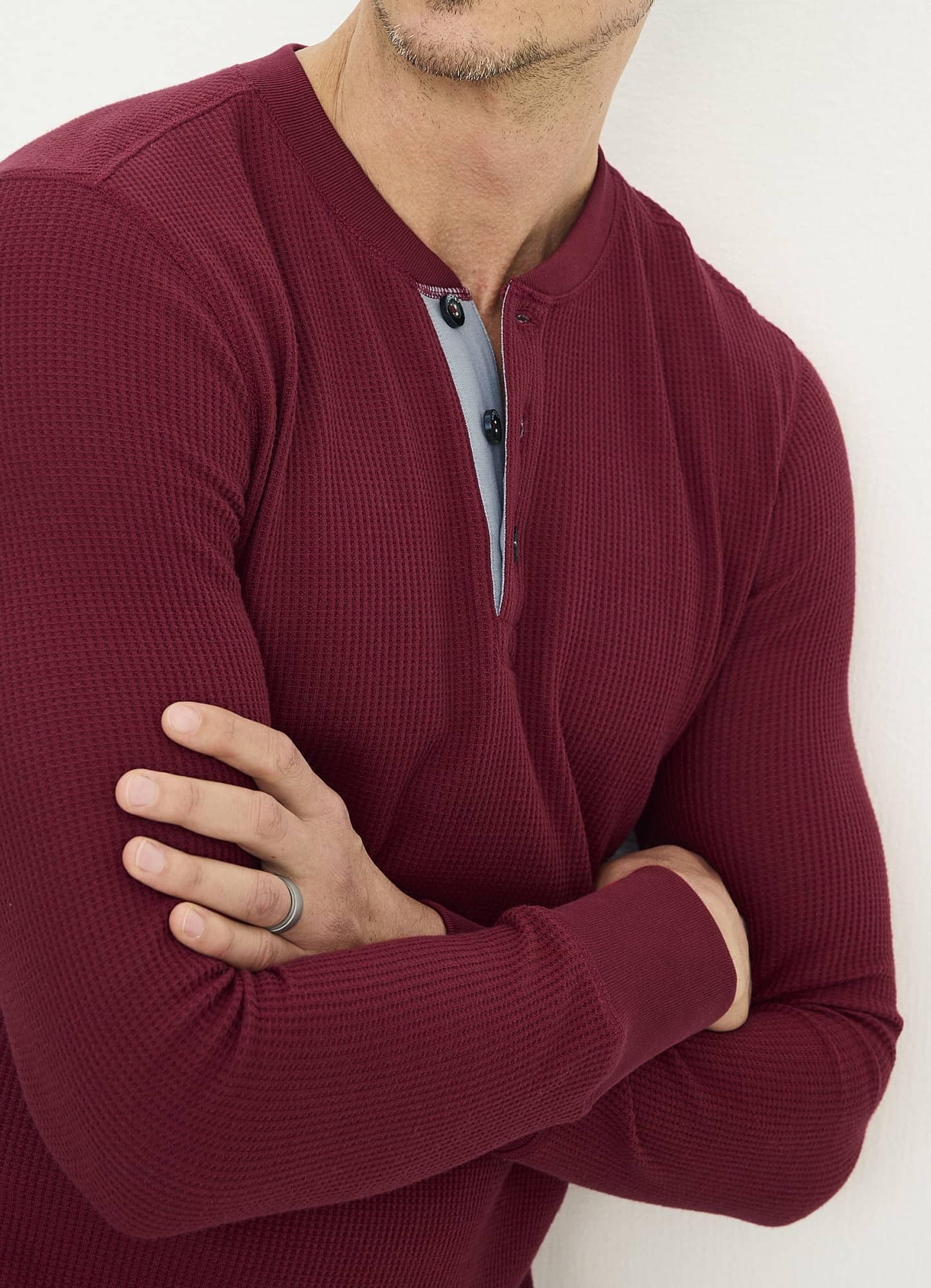 Jockey Men's Baselayer Long Sleeve Waffle Henley Shirt - Thermal Underwear for Cold Weather, Moisture Wicking & Breathable - Perfect for Winter Sports, Hiking & Layering