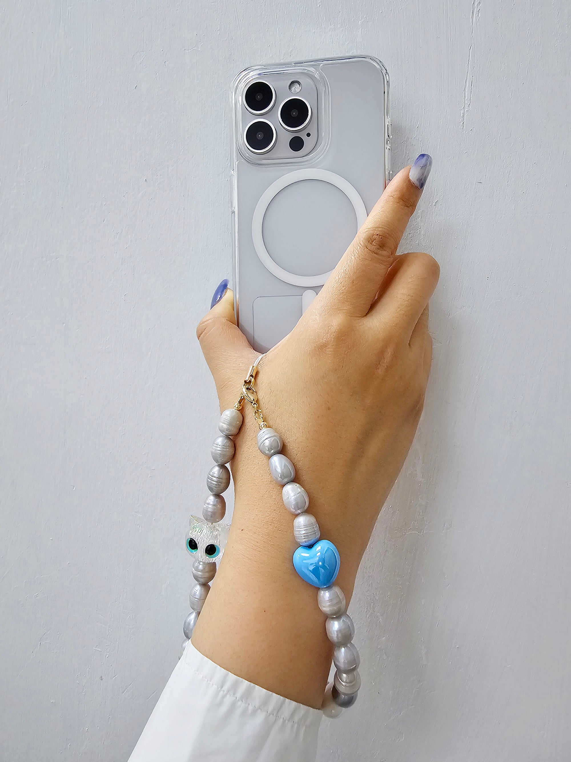 Elegant Gray Freshwater Pearl Cat & Blue Heart Phone Strap PC003 - Perfect for Phone Accessories, Keychains & Gift Giving