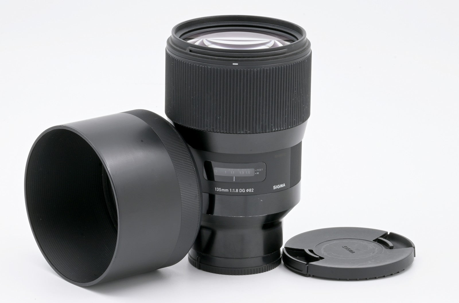 Used Sigma 135mm f/1.8 DG HSM ART Lens for Sony E Mount - Perfect for Portrait, Wedding & Low-Light Photography