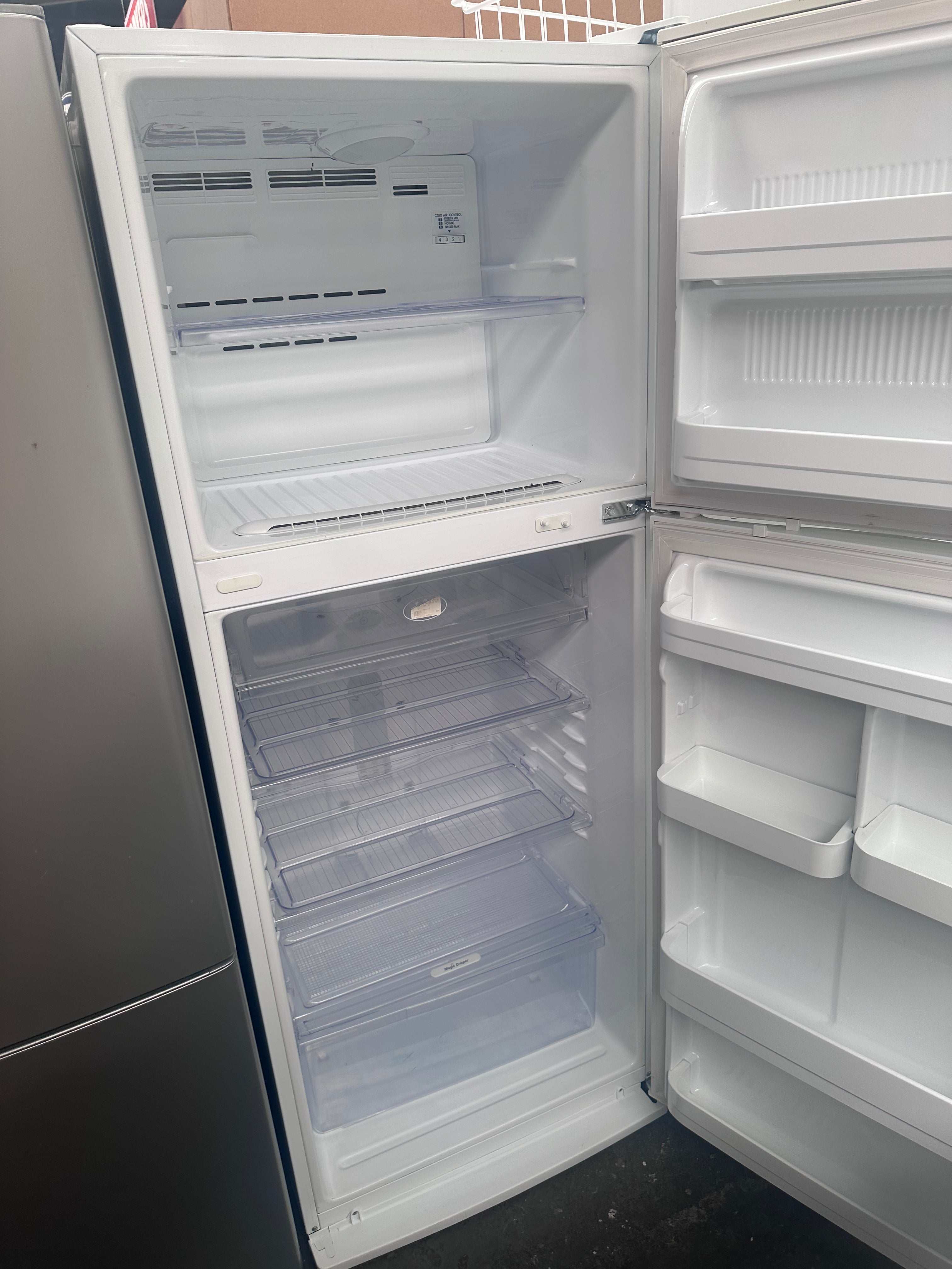 LG 392L Top Mount Refrigerator - Energy Efficient, Frost Free [Refurbished] | Perfect for Small Kitchens, Apartments & Dorm Rooms | Reliable Cooling Solution for Everyday Use