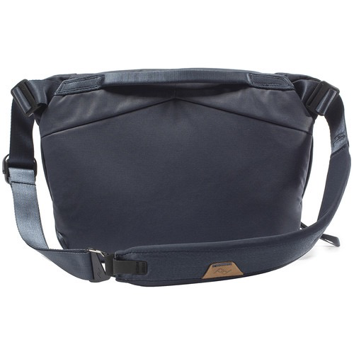 Peak Design Everyday Sling 6L V2 Camera Bag - Waterproof & Lightweight for DSLR, Mirrorless & Accessories - Perfect for Travel, Hiking & Street Photography (Midnight)