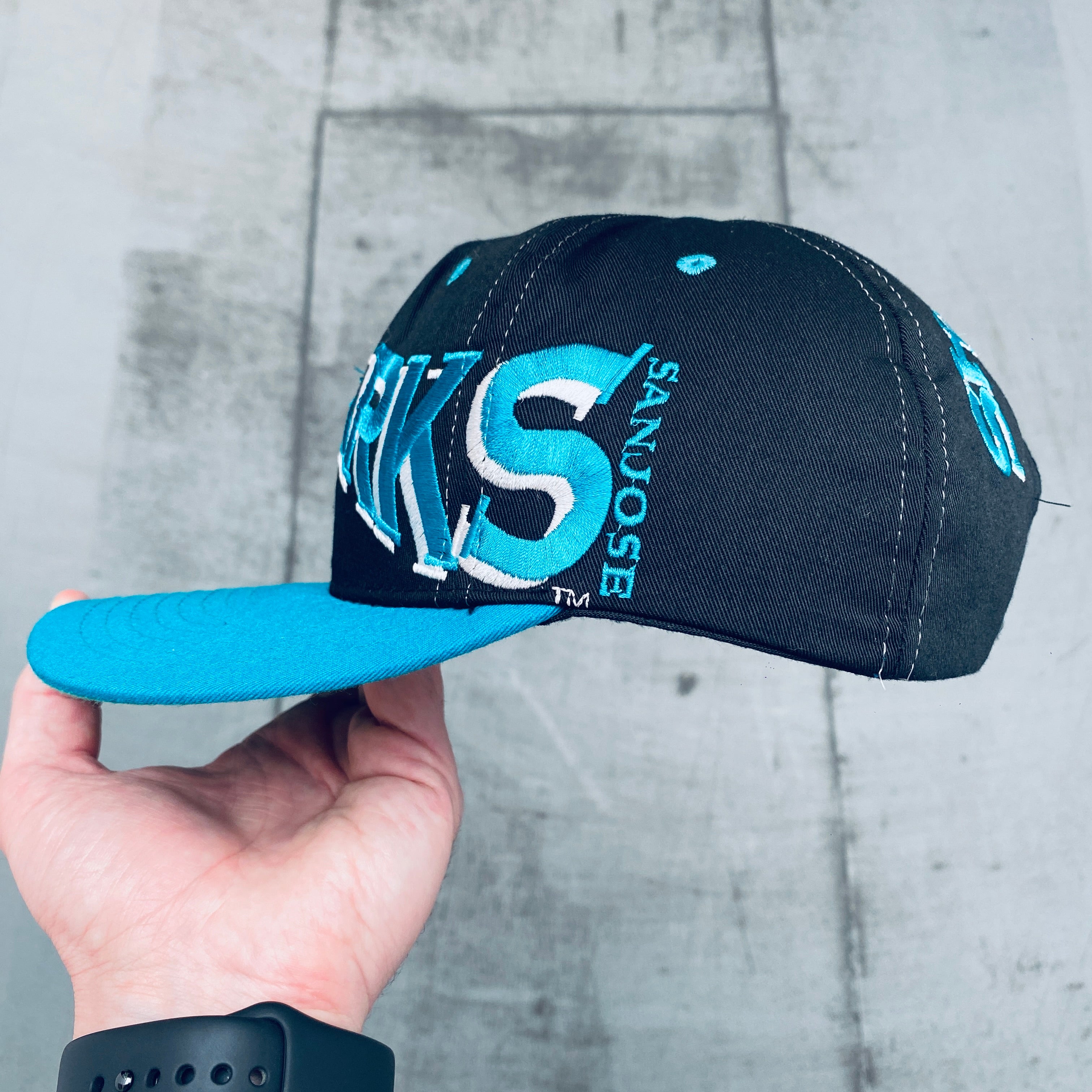 San Jose Sharks 1990s Vintage Embroidered Snapback Hat - Retro NHL Hockey Cap for Men & Women - Perfect for Games, Collecting, and Streetwear Fashion
