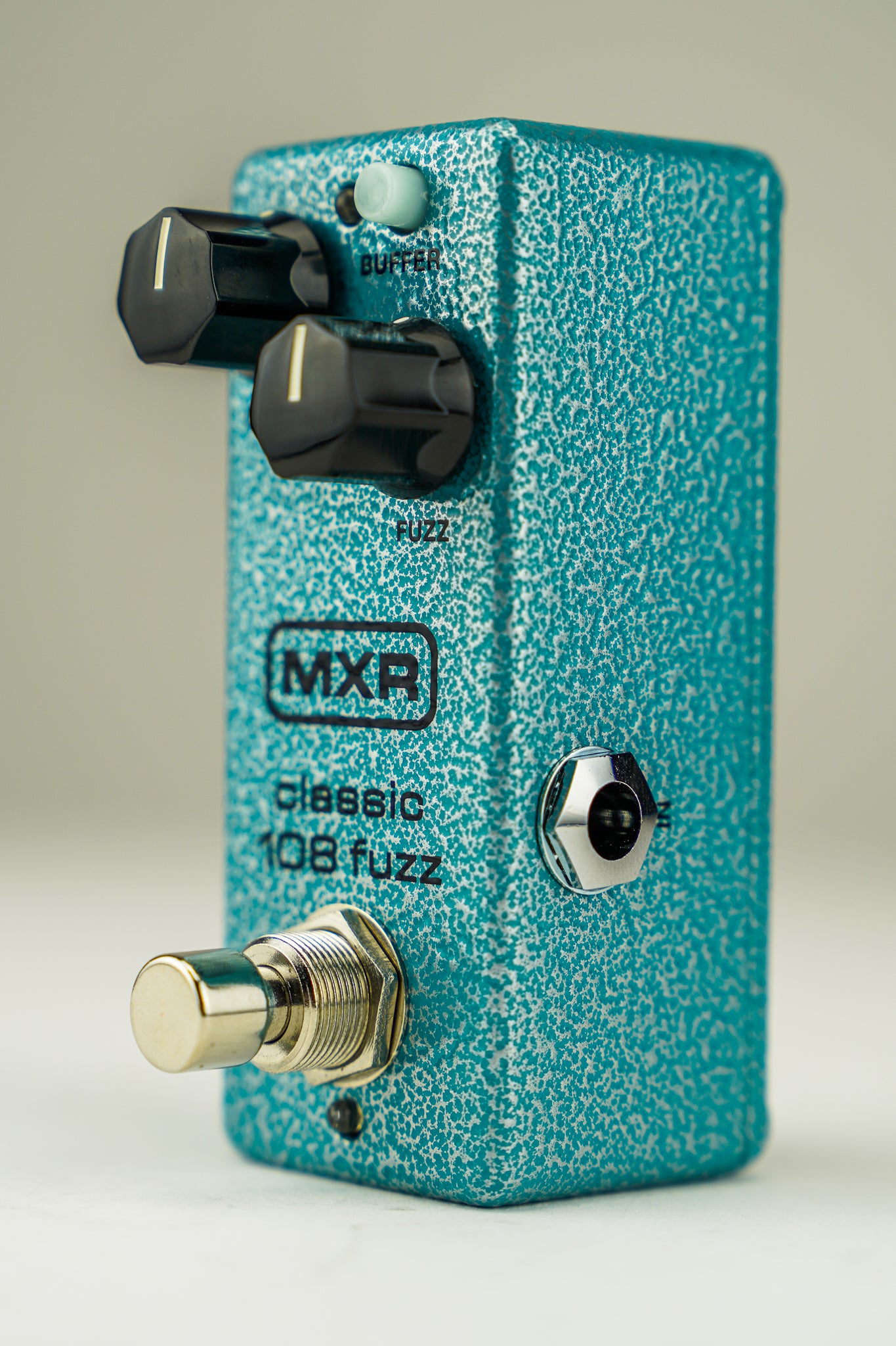 MXR M296 Classic 108 Fuzz Mini Guitar Effects Pedal - Vintage Tone for Rock, Blues & Psychedelic Music - Perfect for Stage & Studio Use