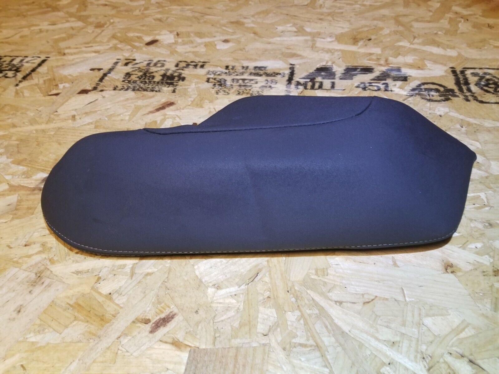 2005-2007 Volvo S40 Left Driver Side Rear Seat Bolster Cushion Replacement - OEM Quality Fit for Volvo S40 Sedan | Perfect for Car Interior Repair & Comfort Upgrade