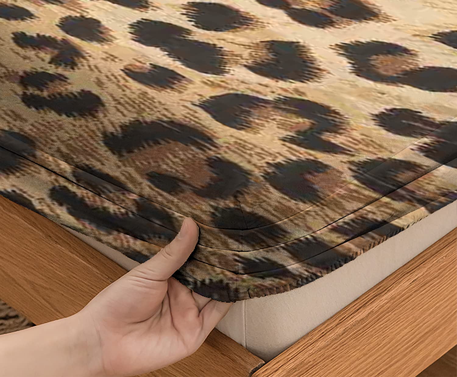 Leopard Print Twin/Twin XL Fitted Sheet Set - Wild Animal Skin Pattern, Ultra Soft & Breathable Bedding - Perfect Fit for Mattress - Pale Brown - Ideal for Jungle Themed Bedrooms, Kids Rooms & Boho Decor