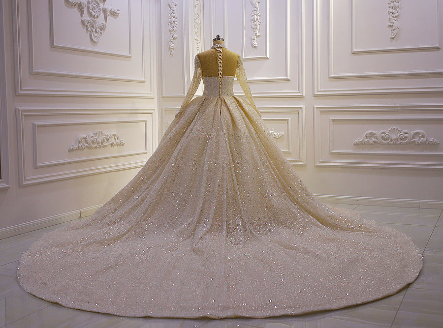 Elegant Long Sleeve Wedding Dress with Handmade Crystal Pearls - Perfect for Bridal Ceremonies, Formal Events & Luxury Occasions