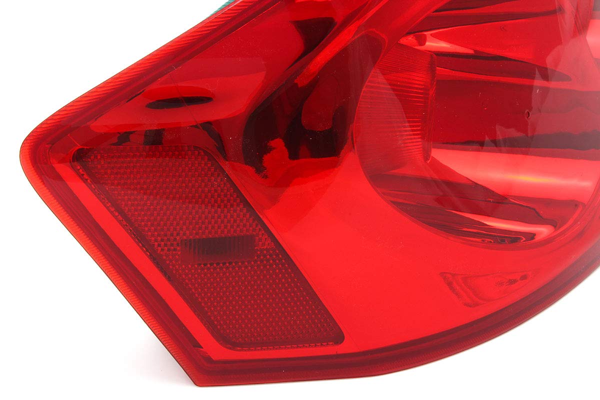 Infiniti G35 Coupe Tail Lights Lamps Set - Driver & Passenger Side (2003-2005) | Replacement for Broken or Foggy Lights | Perfect for Night Driving & Car Customization