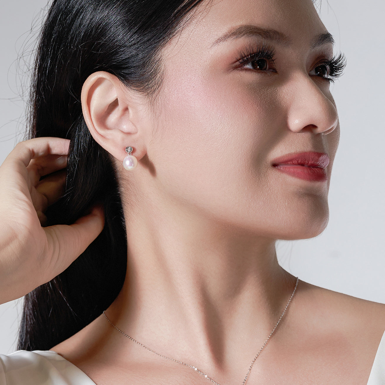 18K Gold Freshwater Pearl Earrings for Women - Elegant Stud or Dangle Pearl Jewelry Gift for Wedding, Anniversary & Special Occasions