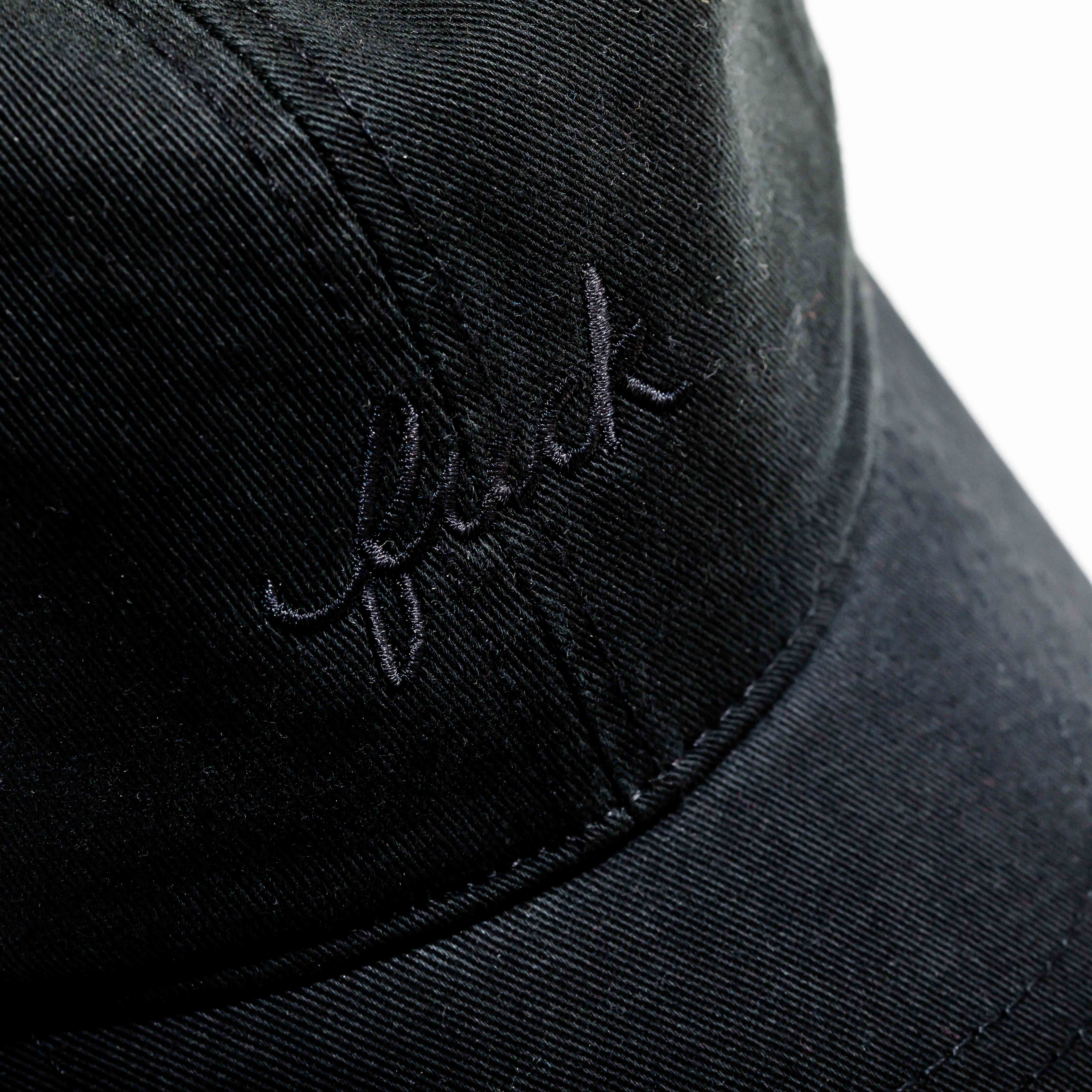 Stylish Baseball Cap for Men & Women - Trendy Adjustable Dad Hat for Sports, Outdoor & Casual Wear