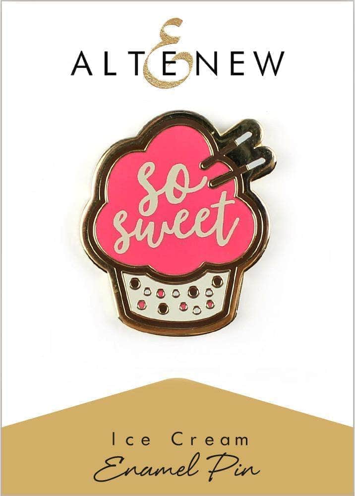 Vintage Ice Cream Enamel Pin - Cute Cartoon Dessert Brooch for Backpacks, Jackets & Denim - Sweet Foodie Fashion Accessory for Ice Cream Lovers, Summer Outfits & Gift Giving