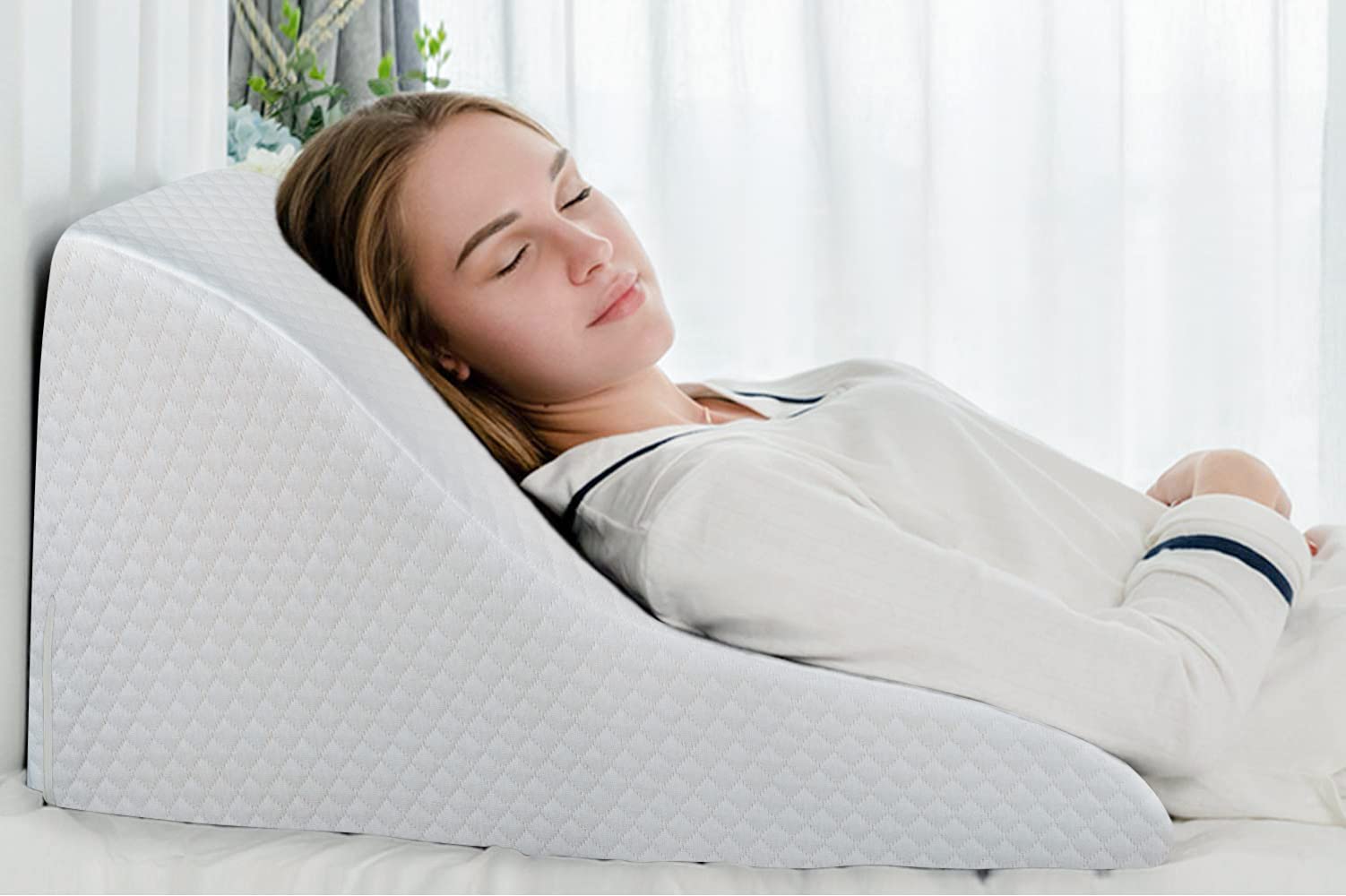 **AngQi Wedge Pillow for Sleeping & Acid Reflux Relief - Adjustable Incline Pillow for Anti-Snore, Back Support, and Comfortable Sitting in Bed - Breathable Removable Cover (White) - Perfect for Reading, Watching TV, and Post-Surgery Recovery**
