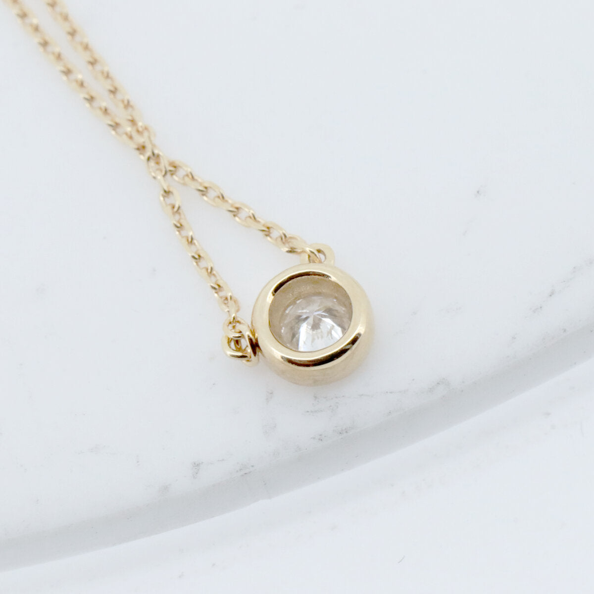 4℃ Diamond 18K White Gold Necklace for Women - Elegant Pendant Jewelry Gift for Anniversary, Valentine's Day & Special Occasions