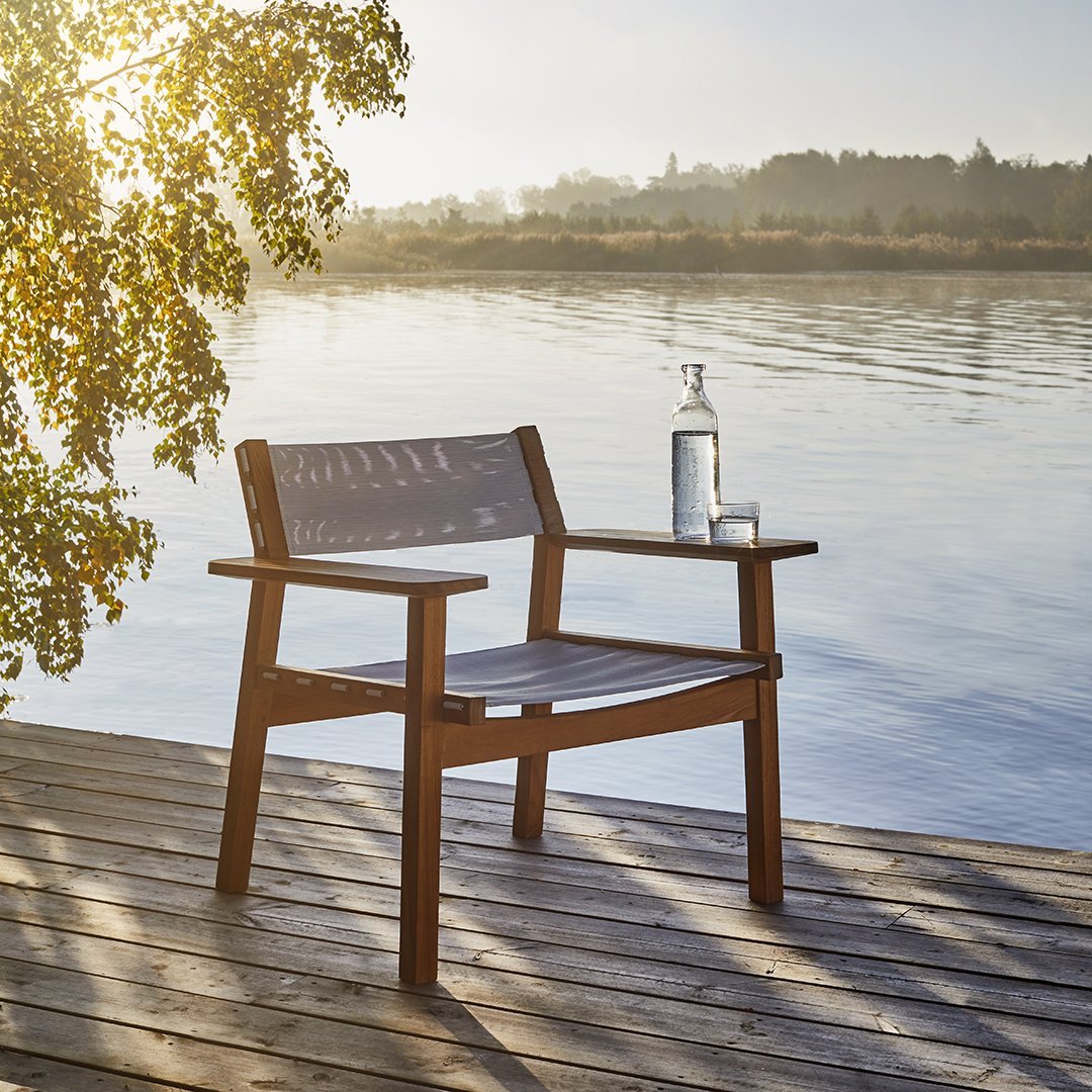 Premium Djuro Dining Armchair with Soft Fabric Upholstery - Modern Comfortable Armchair for Dining Room, Kitchen, or Breakfast Nook - Perfect for Home Decor and Entertaining Guests