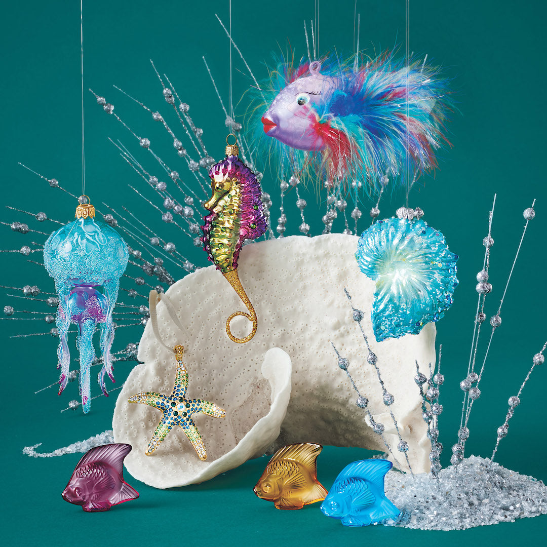 Fuchsia Crystal Fish Decoration - Elegant Home & Office Decor for Aquariums, Feng Shui, and Gift Giving