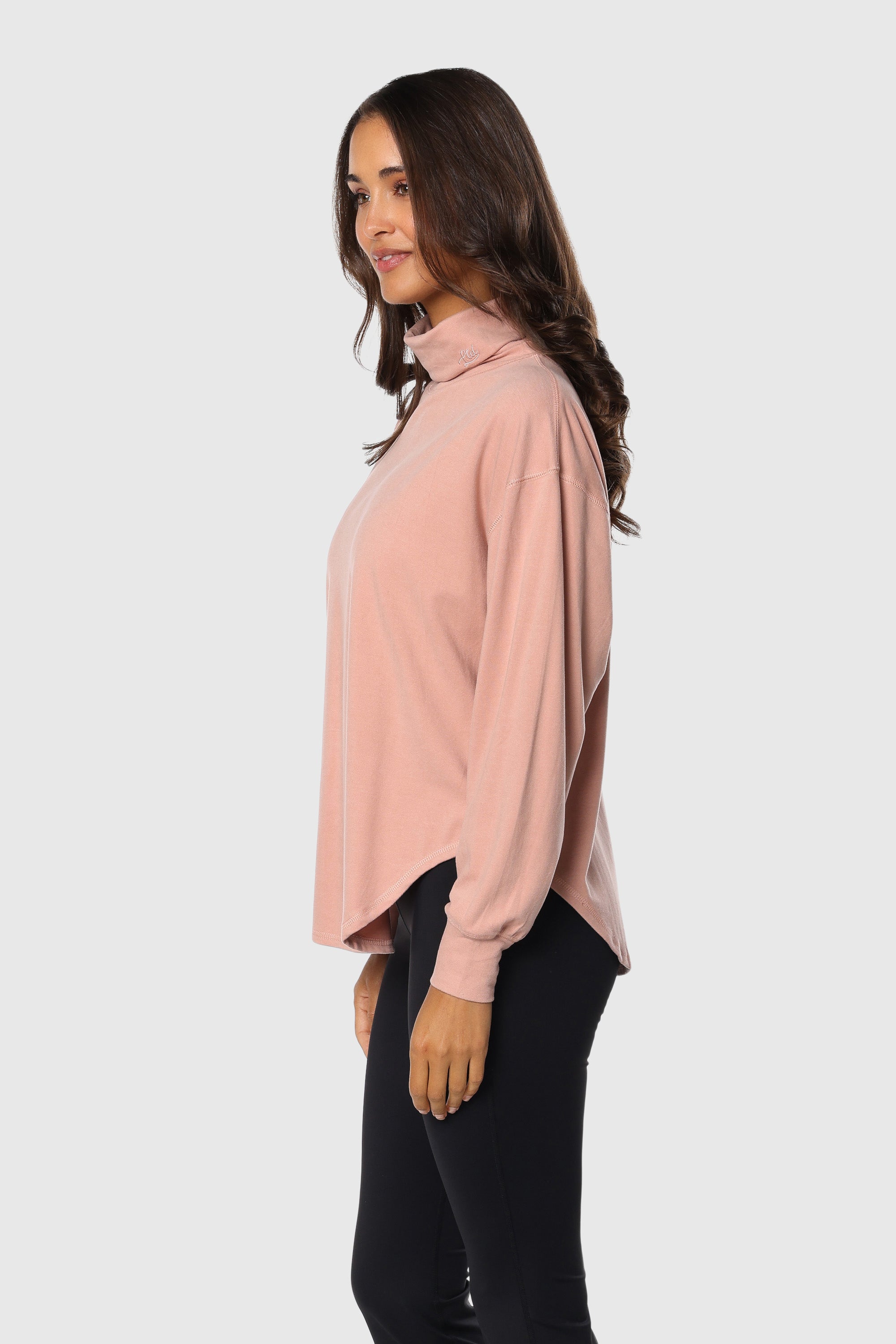 Cozy Turtleneck Sweater for Women - Soft & Warm Winter Knit Pullover - Perfect for Casual Outfits, Office Wear & Holiday Gatherings