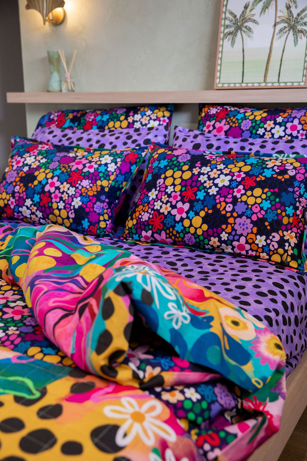 Kasey Rainbow Purple Cheetah Print Sheet Set - Soft Luxury Bedding for Queen Size Beds - Perfect for Modern Bedrooms & Guest Rooms