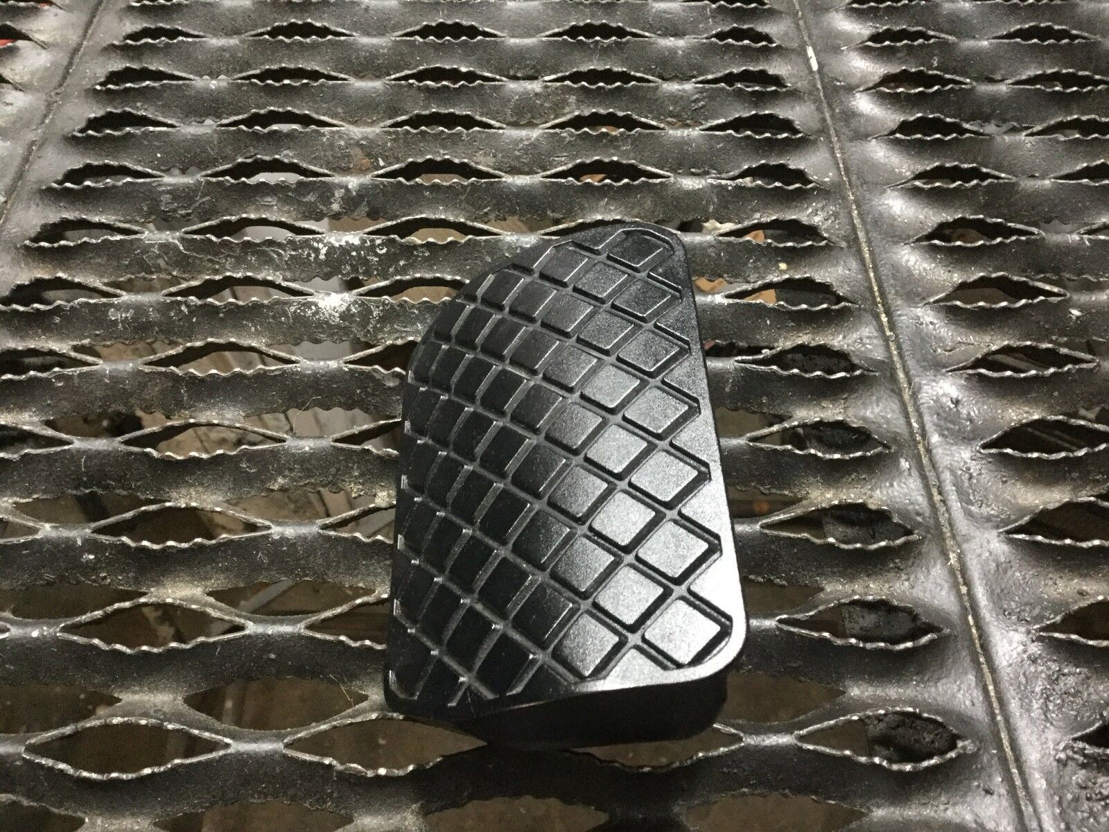 05-08 Audi A4 Brake Pedal Cover - OEM Replacement Part - Perfect for Car Upgrades & DIY Installations