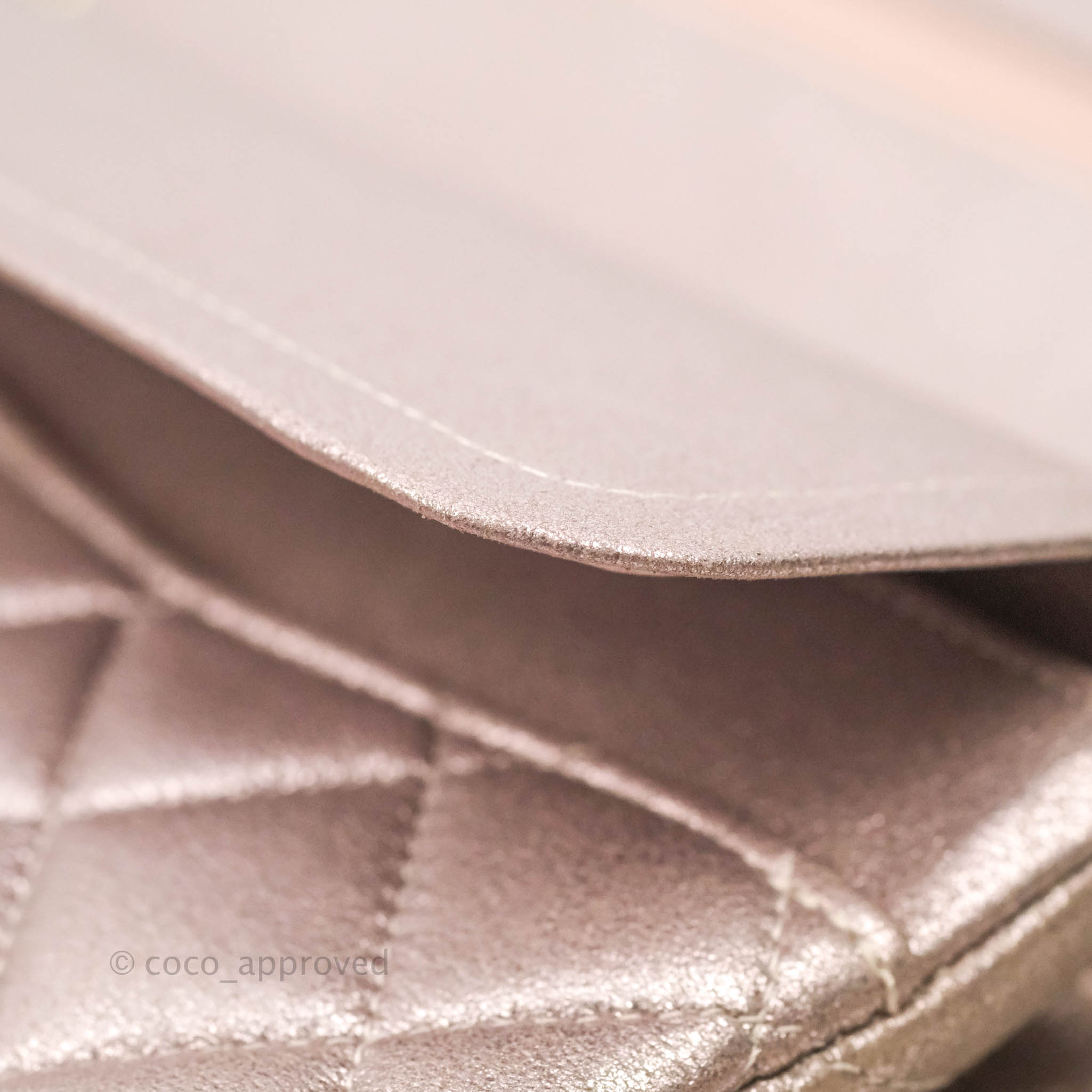 Chanel Classic M/L Medium Double Flap Bag in Rose Gold Pink Lambskin with Gold Hardware - Luxury Handbag for Women, Perfect for Parties, Weddings & Special Occasions