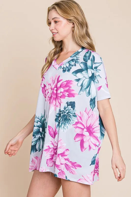 BOMBOM Floral Print V-Neck Short Sleeve T-Shirt for Women - Summer Casual Top, Beach Outfit, Date Night Shirt