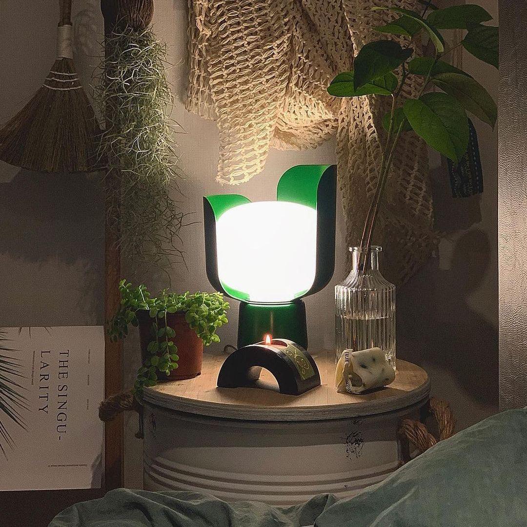 Elegant Petals Glass Table Lamp - Modern Home Decor for Bedroom, Living Room & Office - Soft Ambient Lighting for Relaxation & Cozy Atmosphere