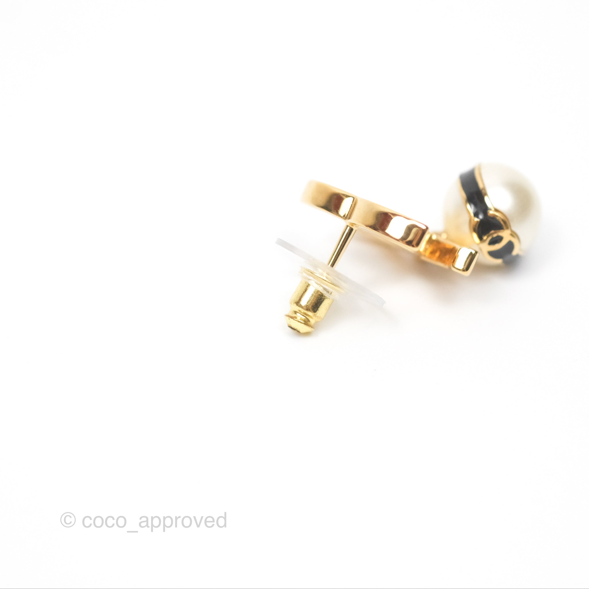 Chanel CC Pearl Earrings in Gold Tone - Luxury Fashion Jewelry for Women | Perfect for Parties, Weddings & Special Occasions