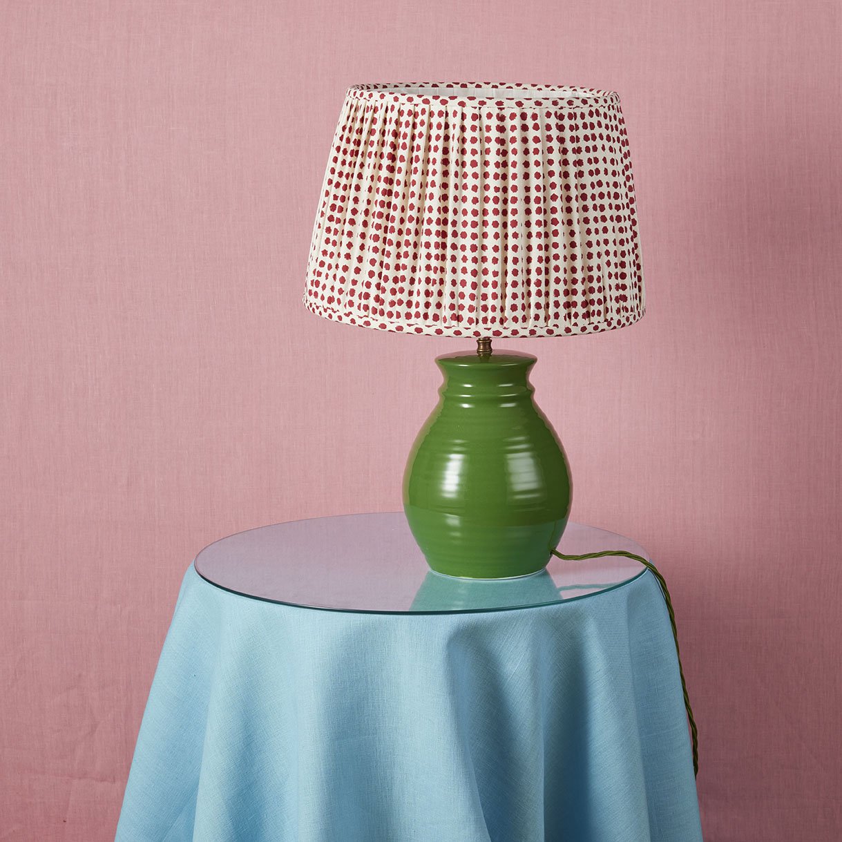 Large Pleated Seed Iron Lampshade - Elegant Home Decor for Living Room, Bedroom & Office Lighting