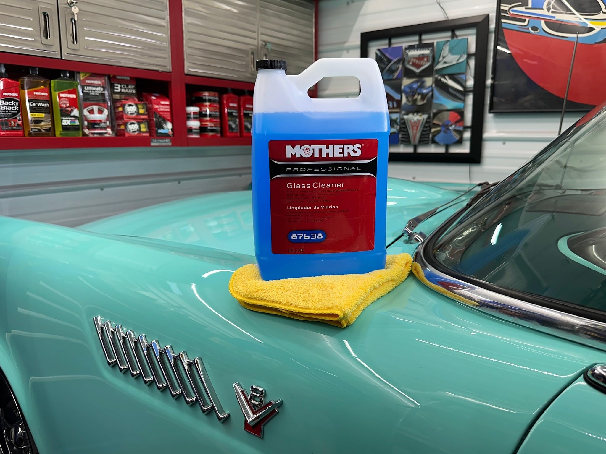 Mothers 87645 Professional Glass Cleaner - 5 Gallon Bulk Refill for Car Windows, Mirrors & Home Glass Surfaces - Streak-Free Shine for Auto Detailing & Household Cleaning