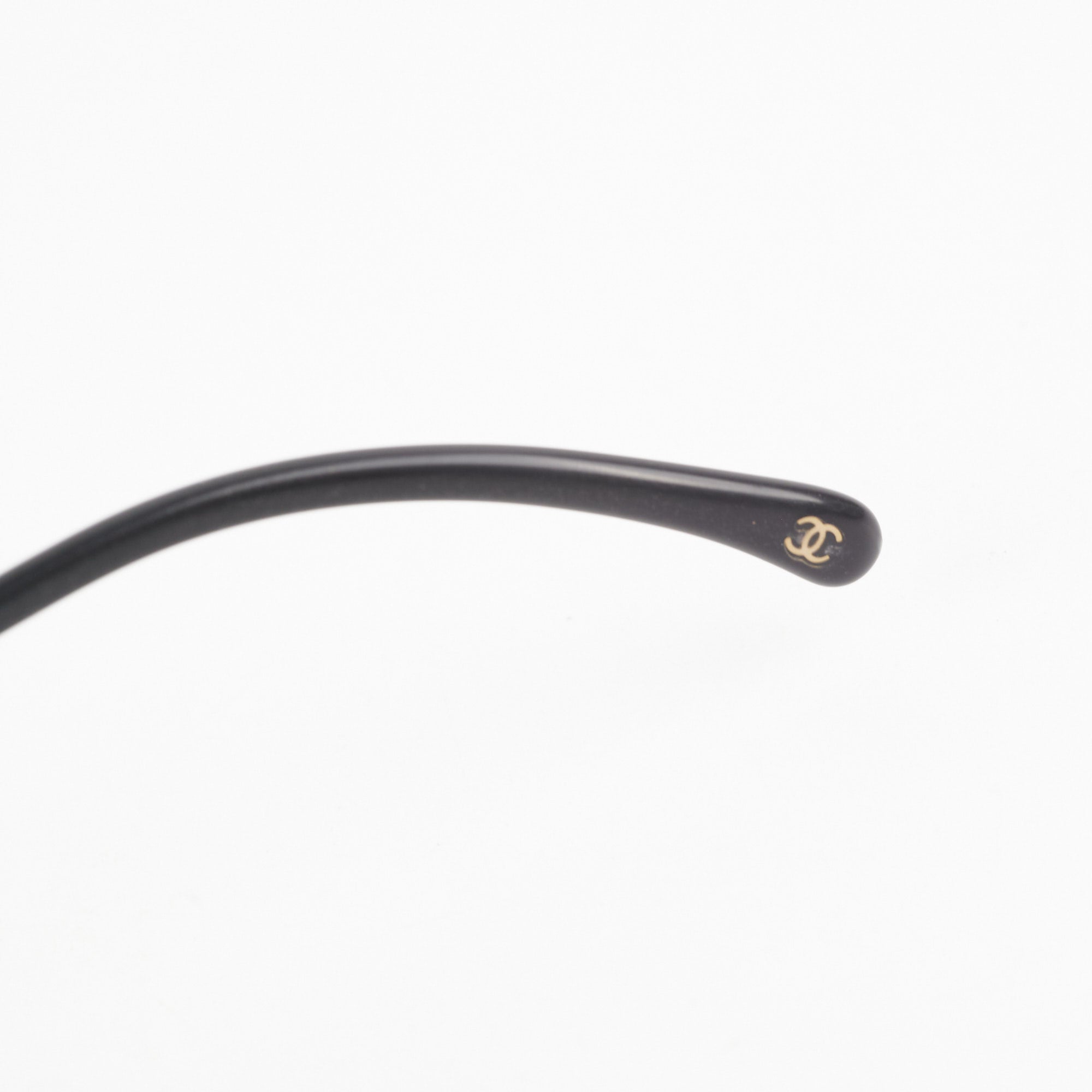 Chanel Women's Luxury Sunglasses UV Protection - Stylish Designer Shades for Fashion & Outdoor Activities