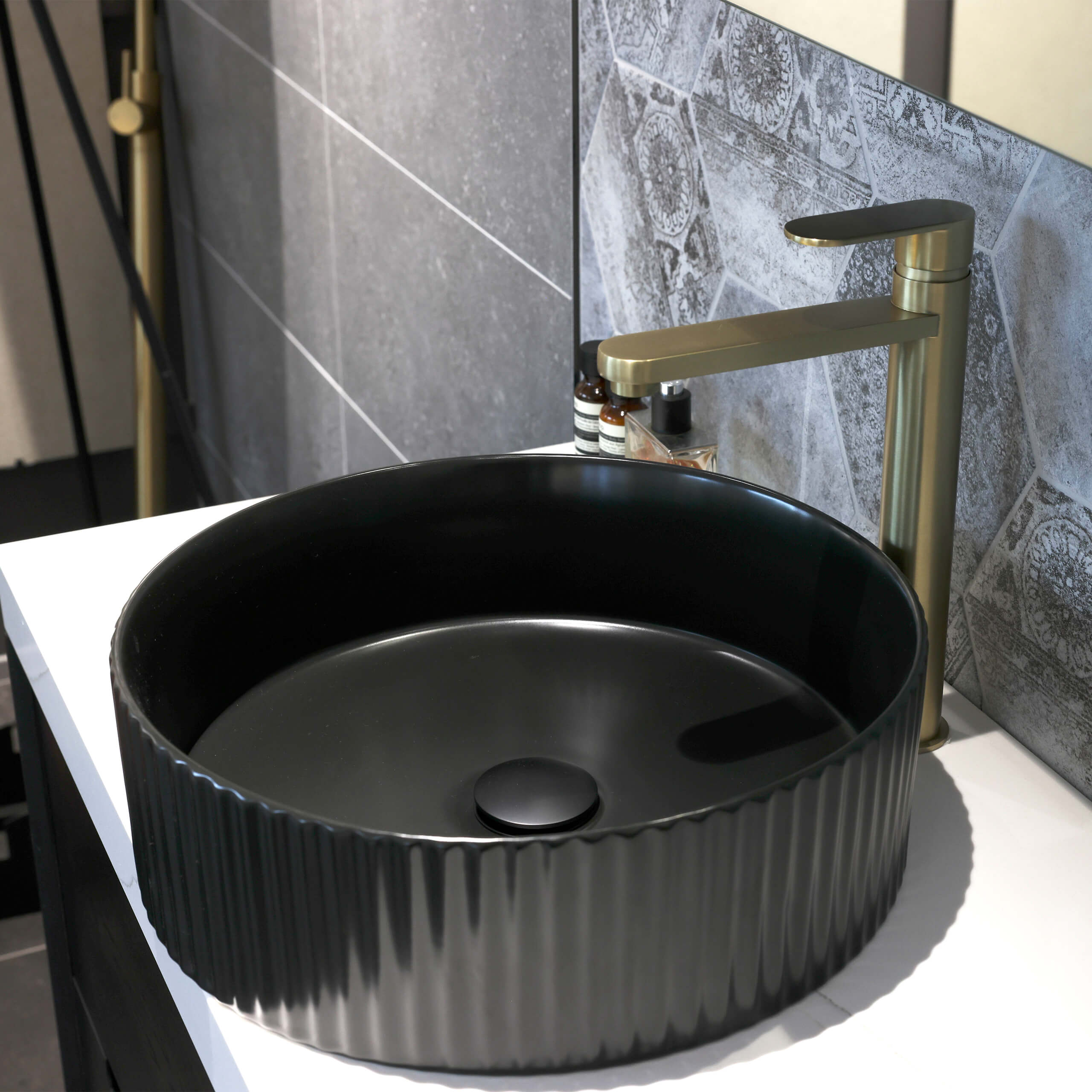 Marlo 400mm Round Above Counter Bathroom Sink - Matte Black Finish for Modern Vanity & Powder Room Decor