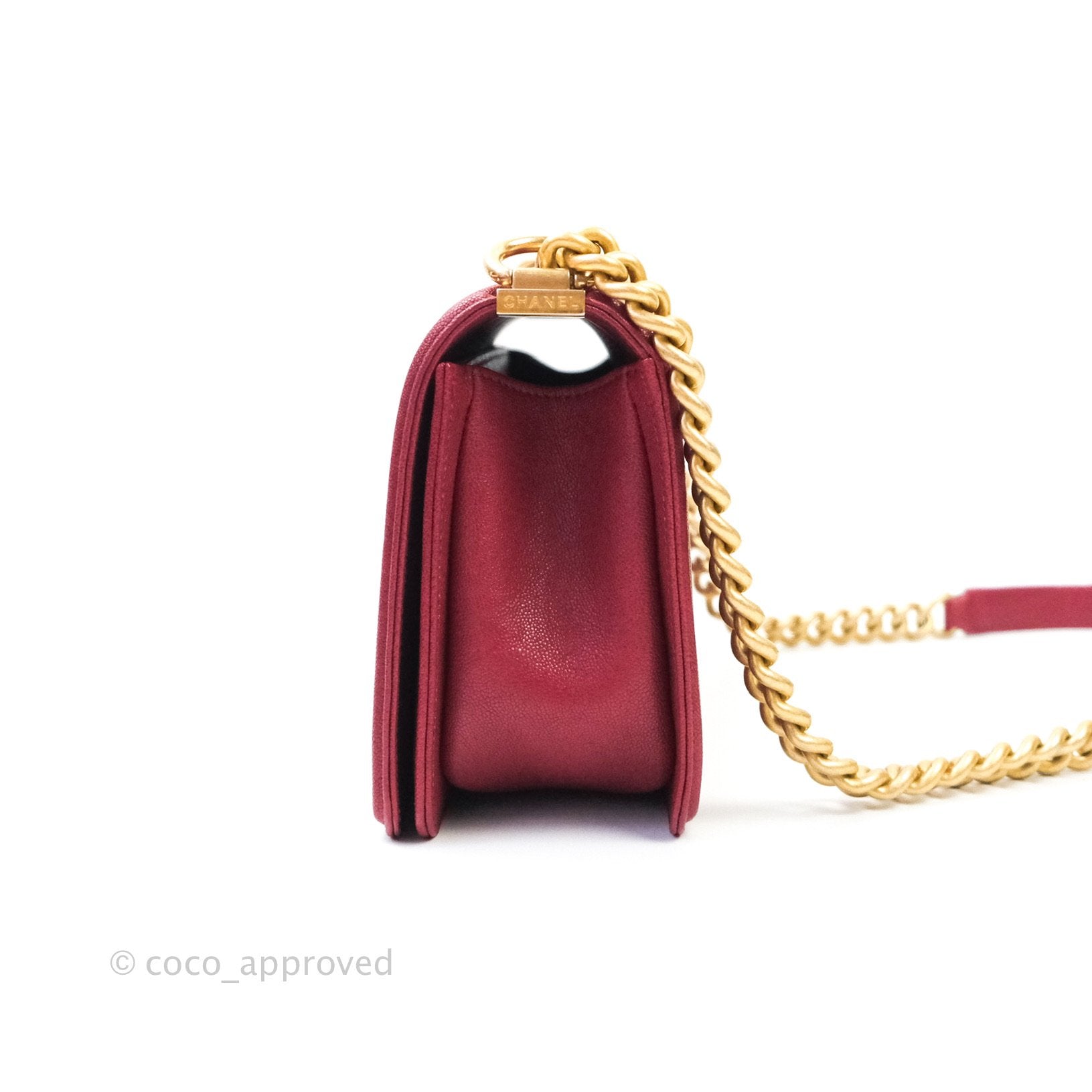 Chanel Boy Chevron Medium Flap Bag in Red Caviar Leather with Gold Hardware - Perfect for Evening Events, Parties, and Luxury Fashion Accessories