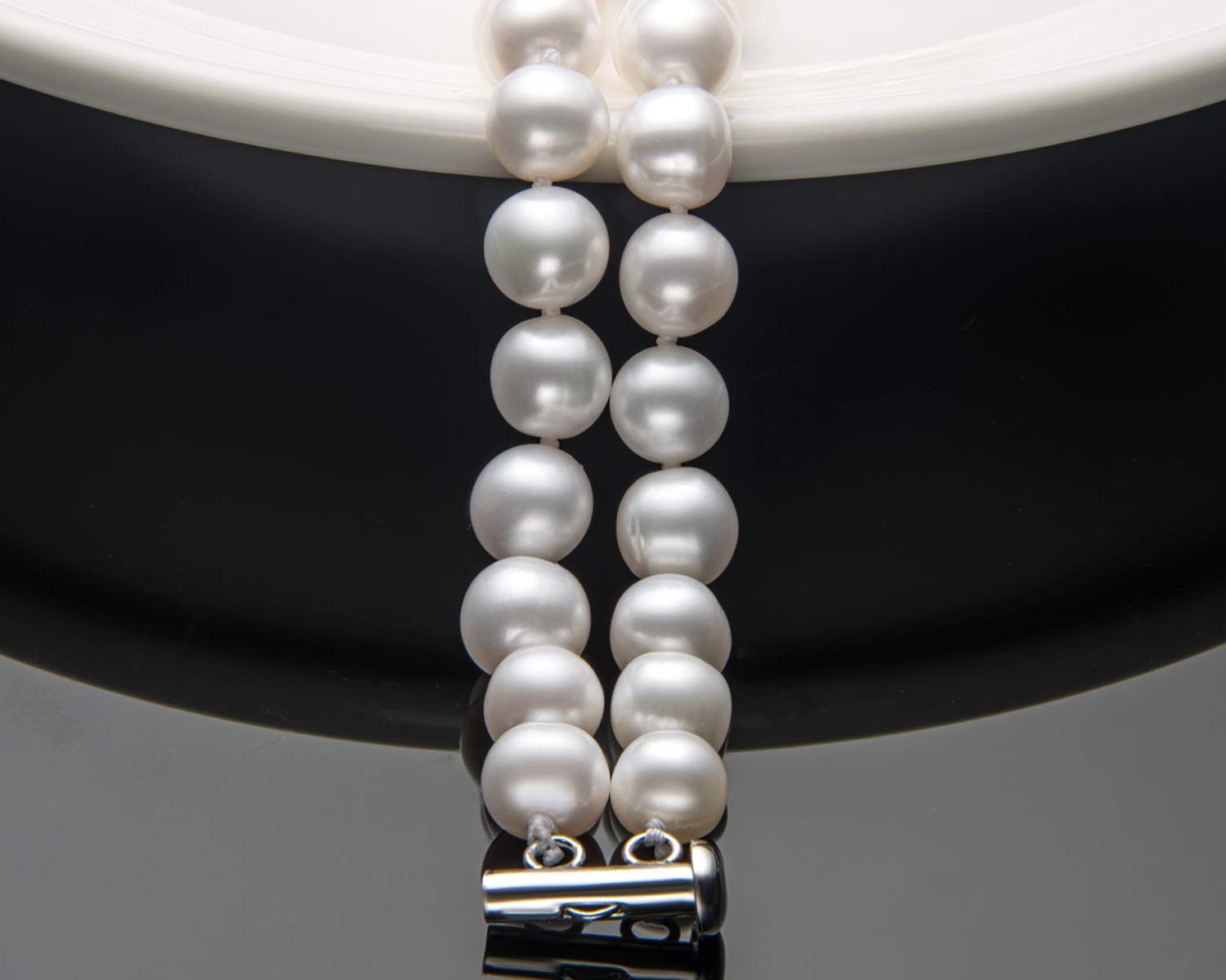 Freshwater Cultured Pearl Bracelet for Women - 8-9mm White Pearl Bangle, 7.5 Inch Adjustable Length - Elegant Anniversary, Birthday & Mother's Day Jewelry Gift - Perfect for Weddings, Parties & Special Occasions