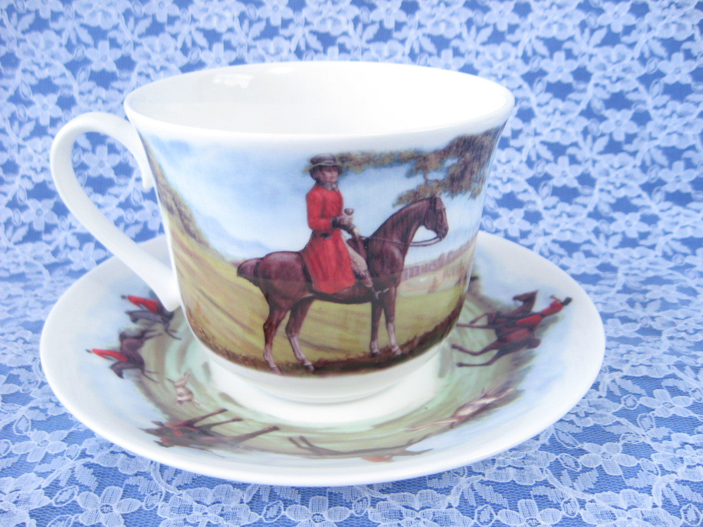 Roy Kirkham Tally Ho English Bone China Breakfast Cup and Saucer Set with Hunting Scenes - Perfect for Morning Tea, English Breakfast, and Elegant Table Settings