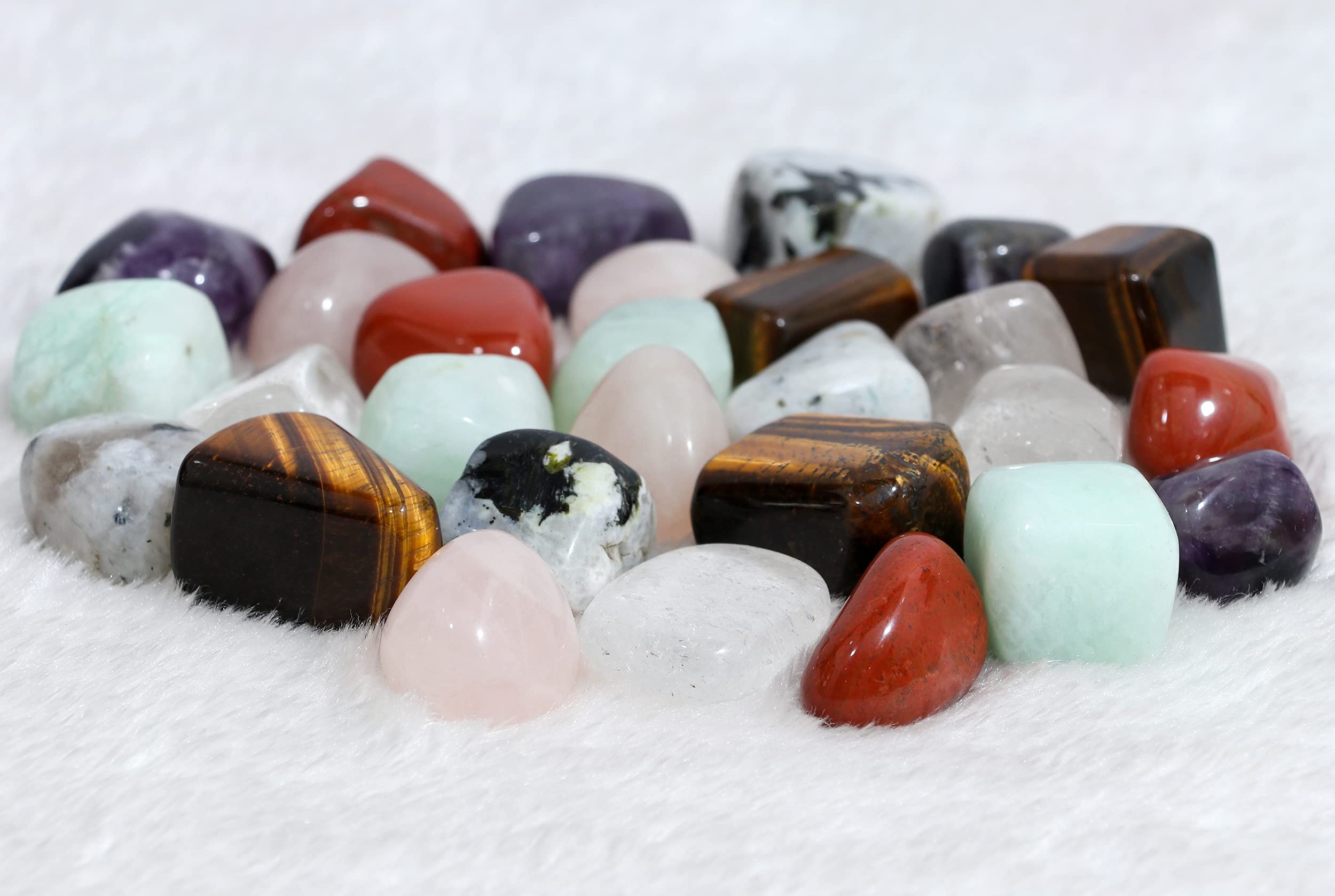 ZAICUS 1000+ Carats Assorted Tumbled Stones & Crystals - Natural Polished Gemstones for Wicca, Jewelry Making, Vase Filler, Home Decor, Rock Collection, Meditation & Healing Practices