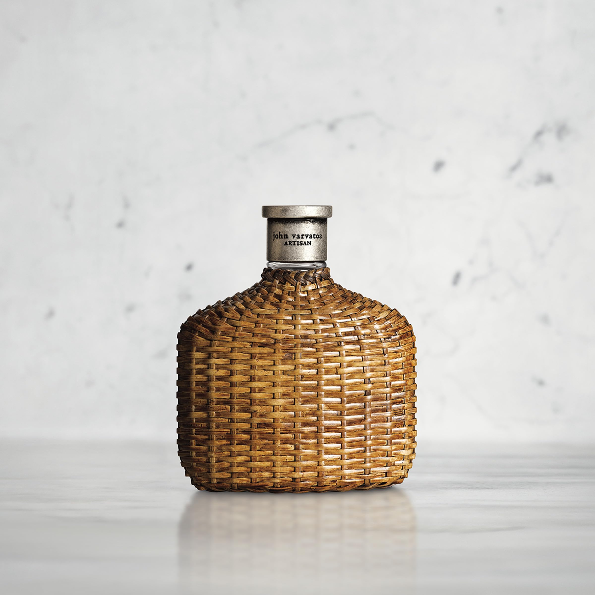 John Varvatos Artisan Eau de Toilette for Men - Woody Citrus Cologne with Mexican Winter Mandarin, Purple Ginger & Balambre Notes | Long-Lasting EDT Spray | Perfect for Date Night, Office & Special Occasions